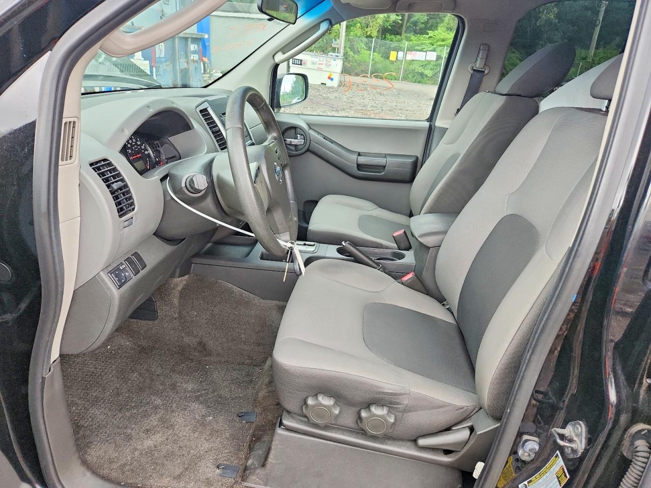 2012 Nissan Xterra X Black vin: 5N1AN0NU8CC526019