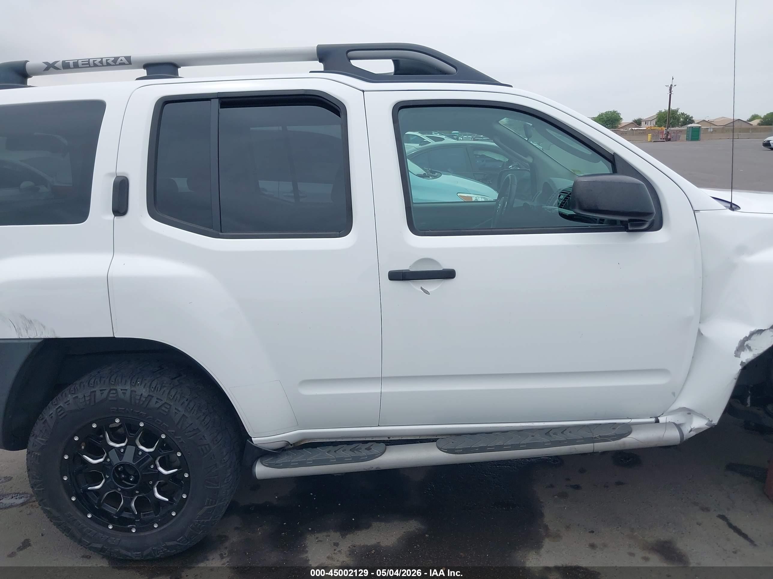2010 Nissan Xterra X White vin: 5N1AN0NU9AC500008
