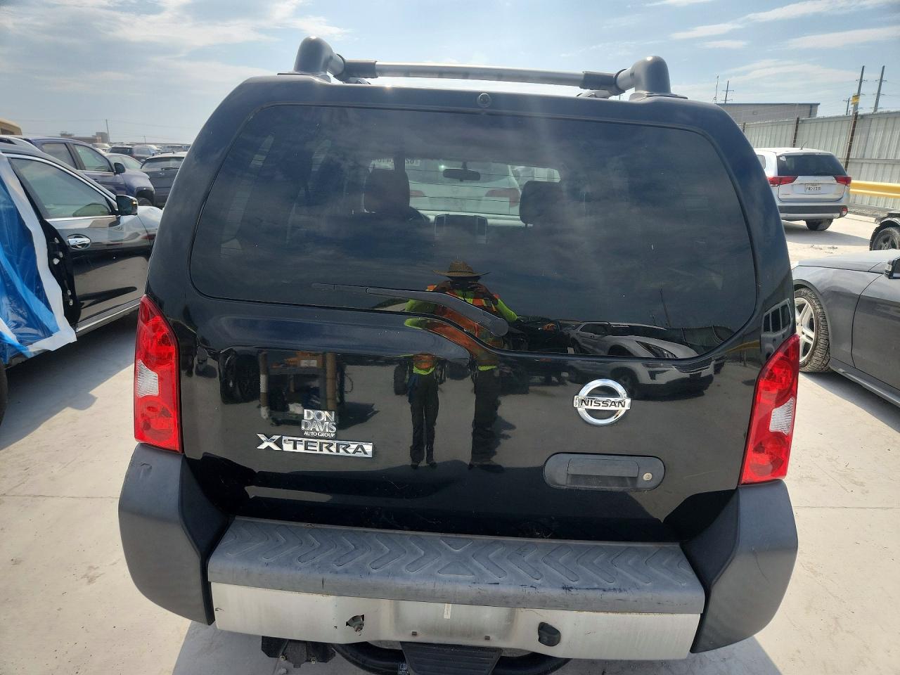 2011 Nissan Xterra X Blue vin: 5N1AN0NU9BC508594