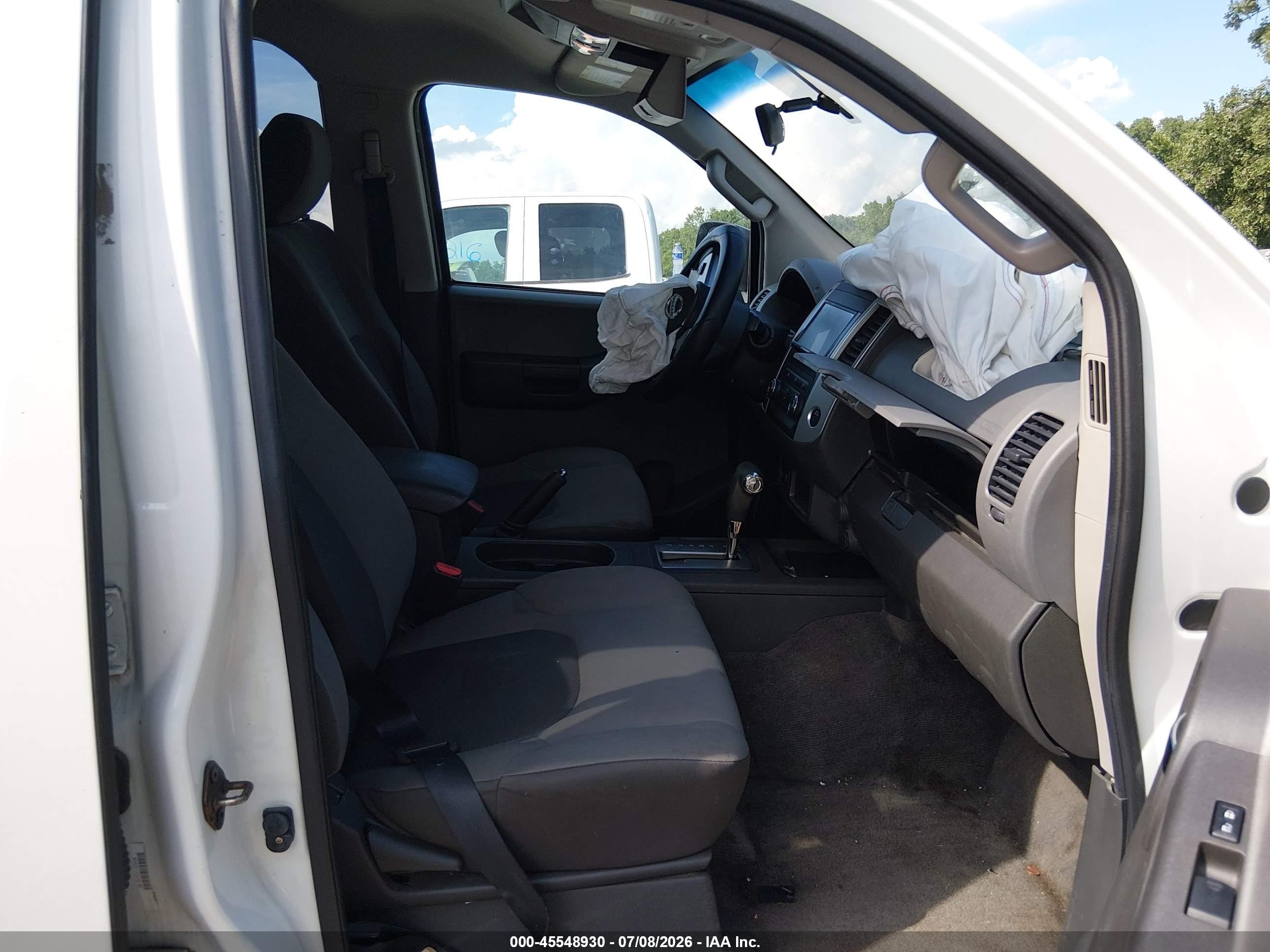 2014 Nissan Xterra S/x Белый vin: 5N1AN0NU9EN809018