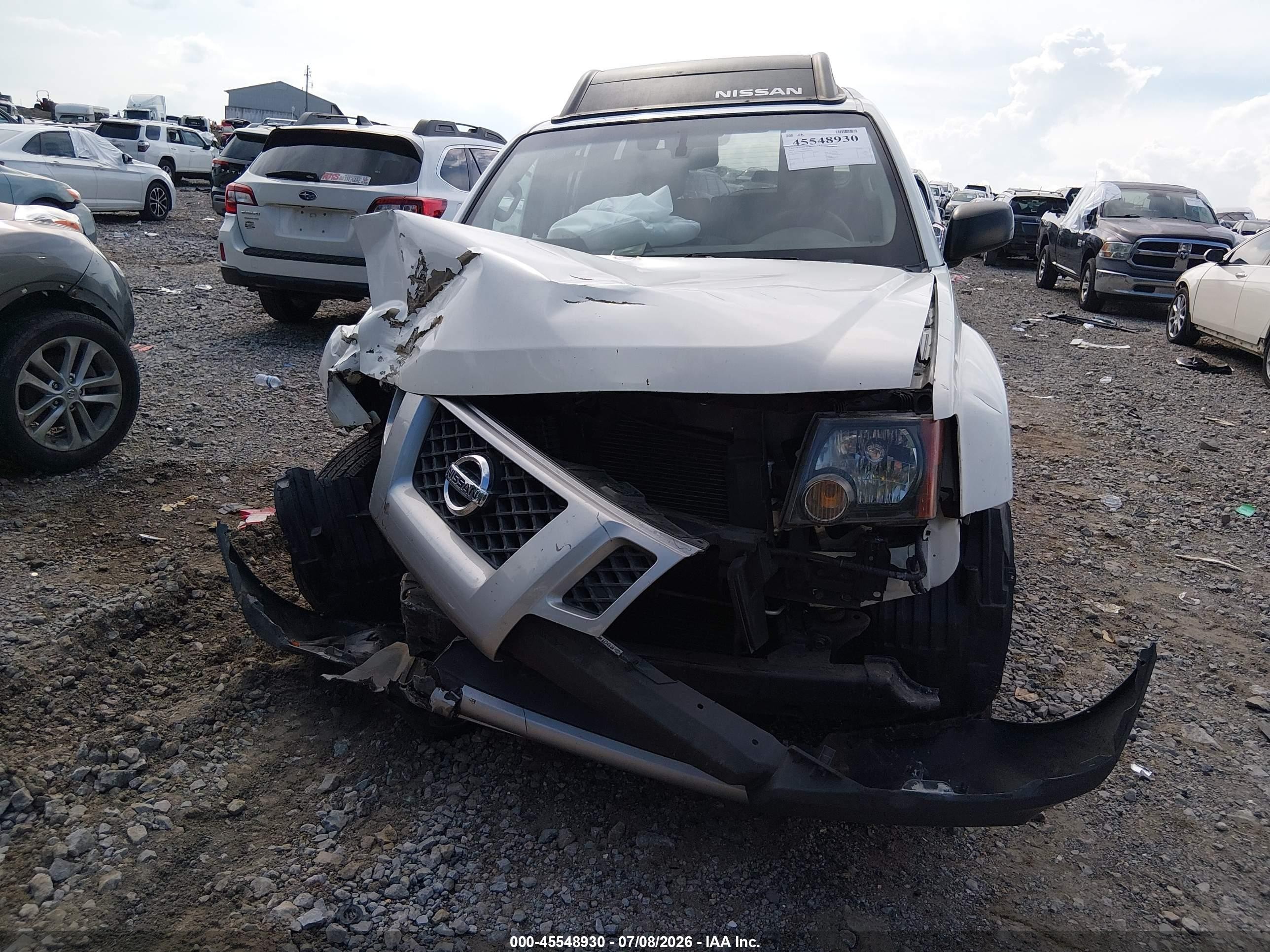 2014 Nissan Xterra S/x Белый vin: 5N1AN0NU9EN809018