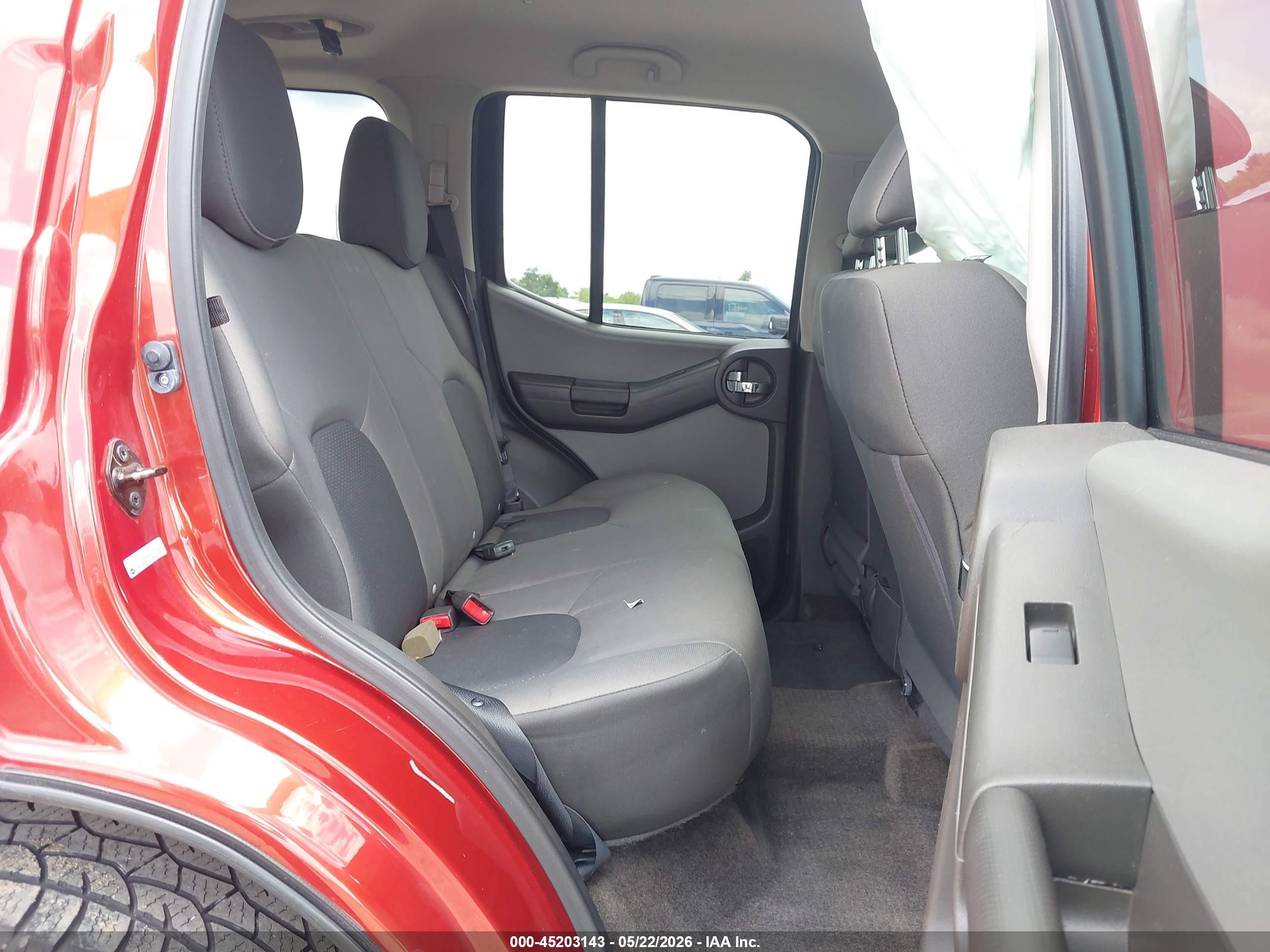 2015 Nissan Xterra S Red vin: 5N1AN0NU9FN667240