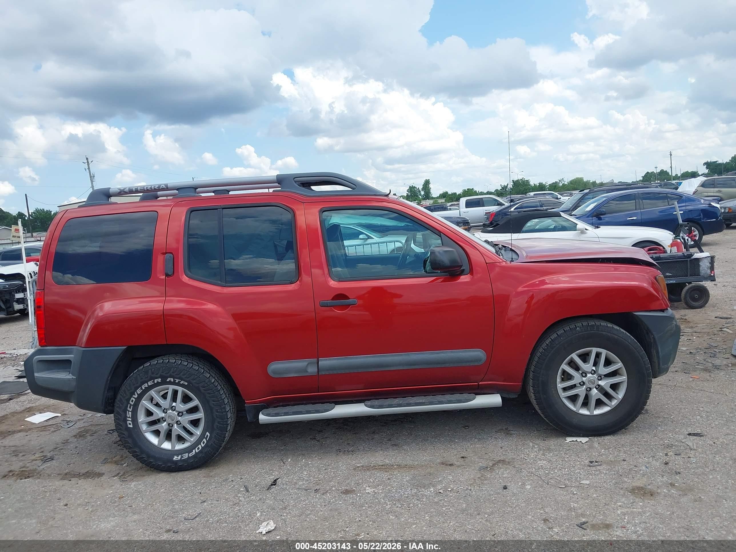 2015 Nissan Xterra S Red vin: 5N1AN0NU9FN667240