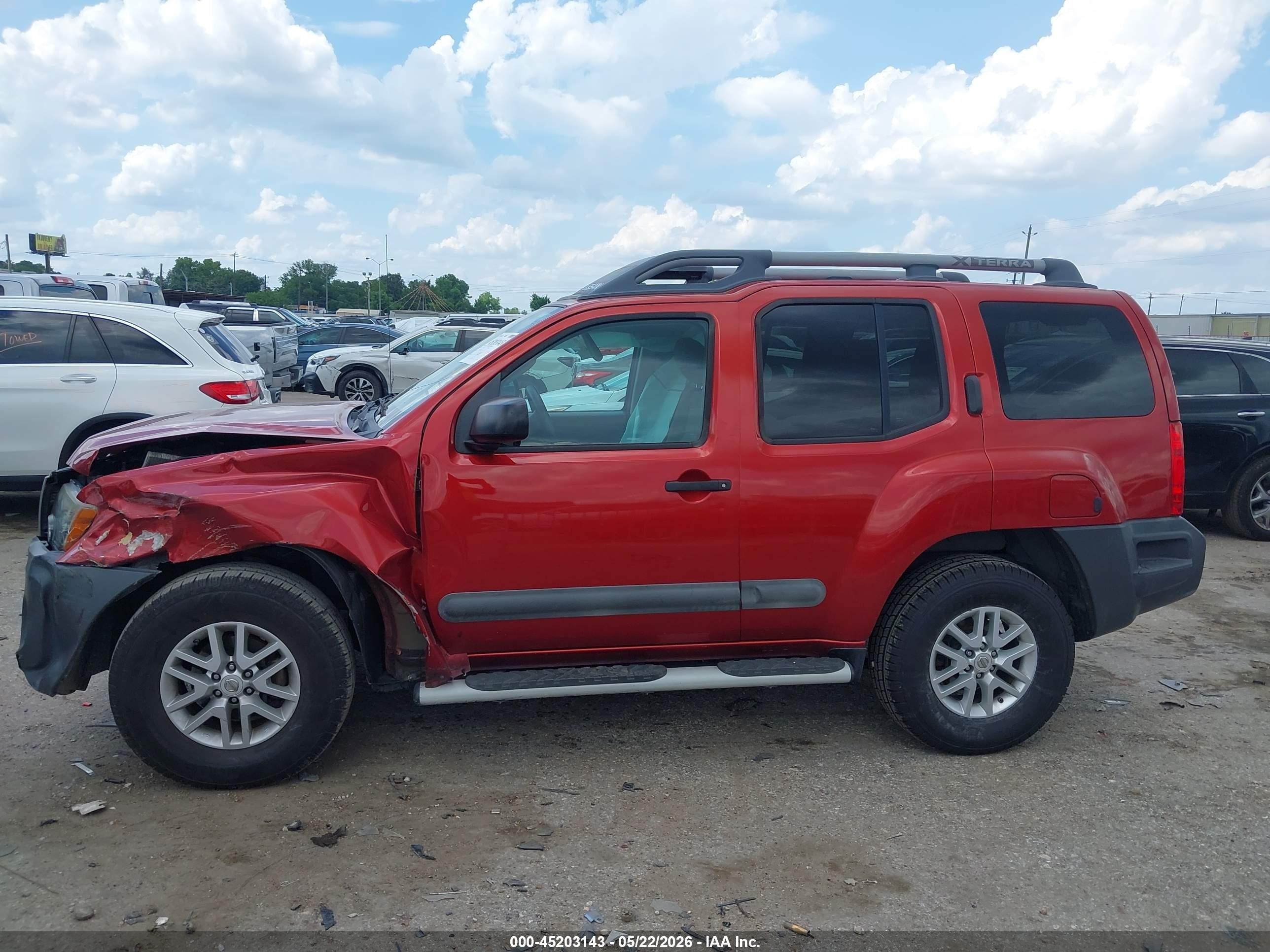2015 Nissan Xterra S Red vin: 5N1AN0NU9FN667240
