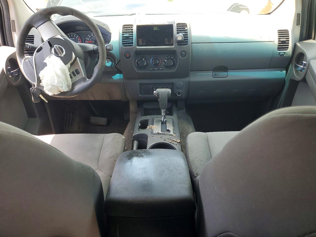 2010 Nissan Xterra X Black vin: 5N1AN0NUXAC510773