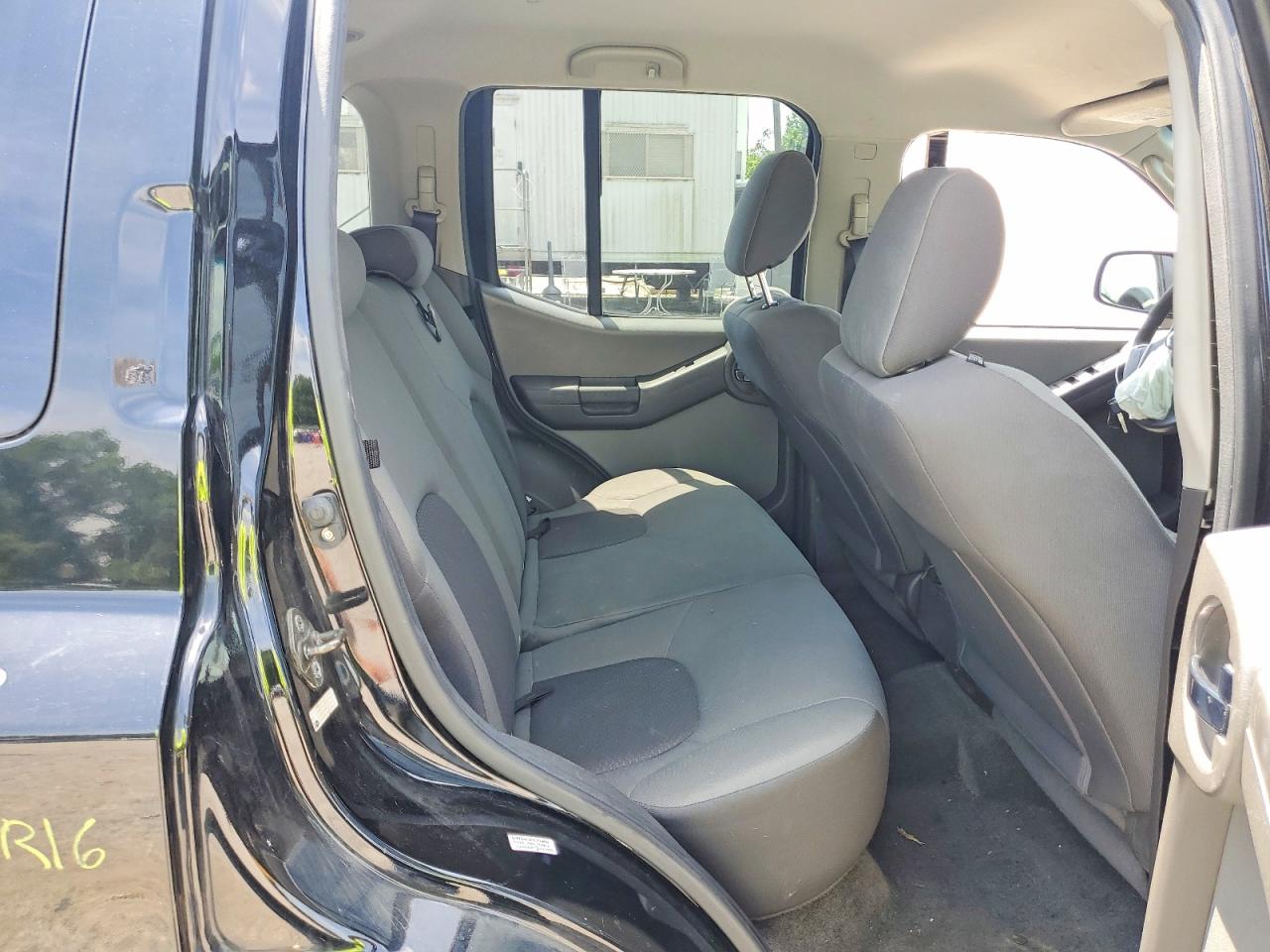 2010 Nissan Xterra X Black vin: 5N1AN0NUXAC510773