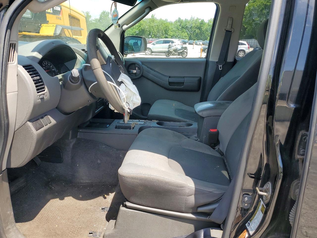 2010 Nissan Xterra X Black vin: 5N1AN0NUXAC510773