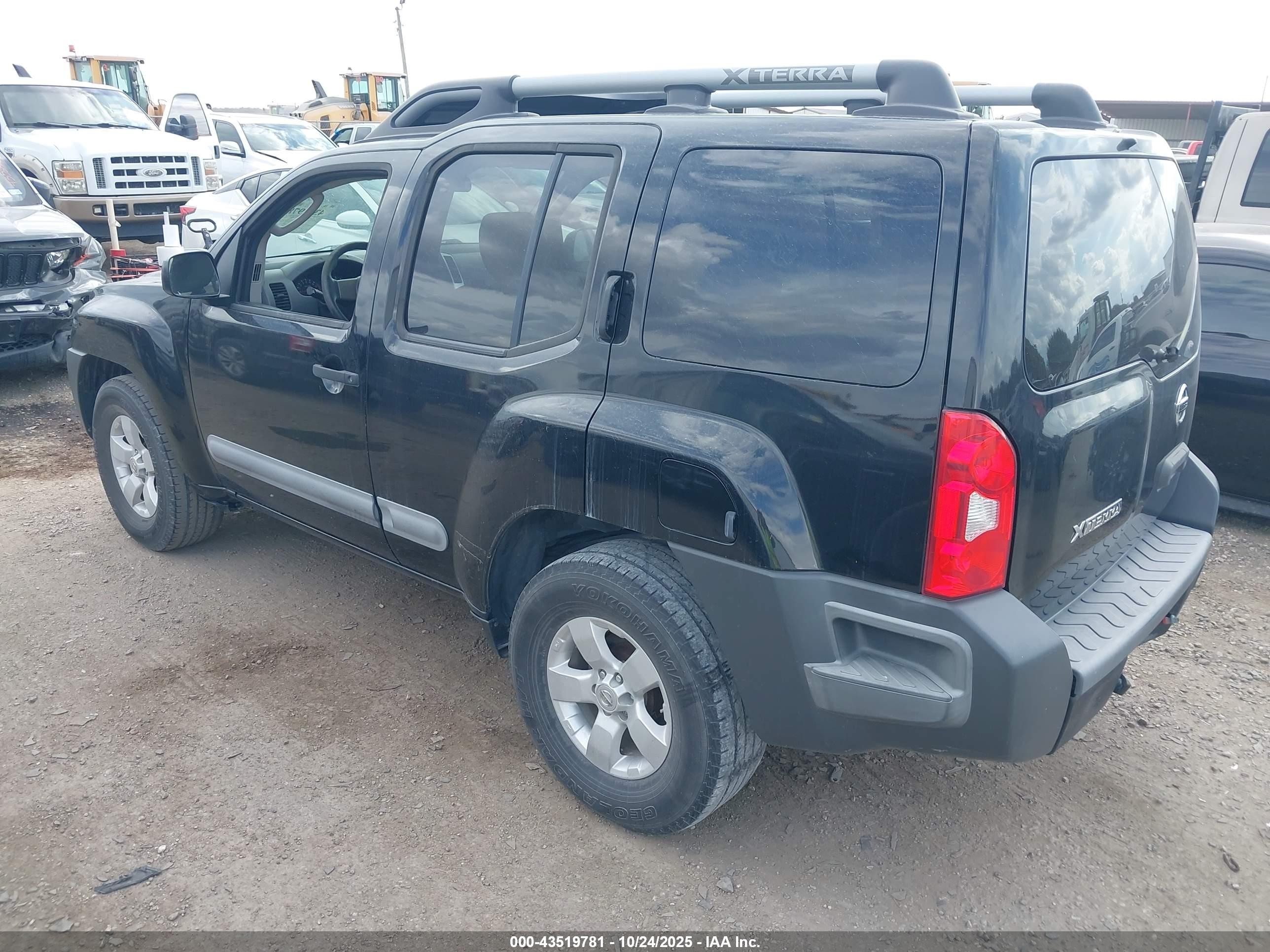 2011 Nissan Xterra S Черный vin: 5N1AN0NUXBC517000