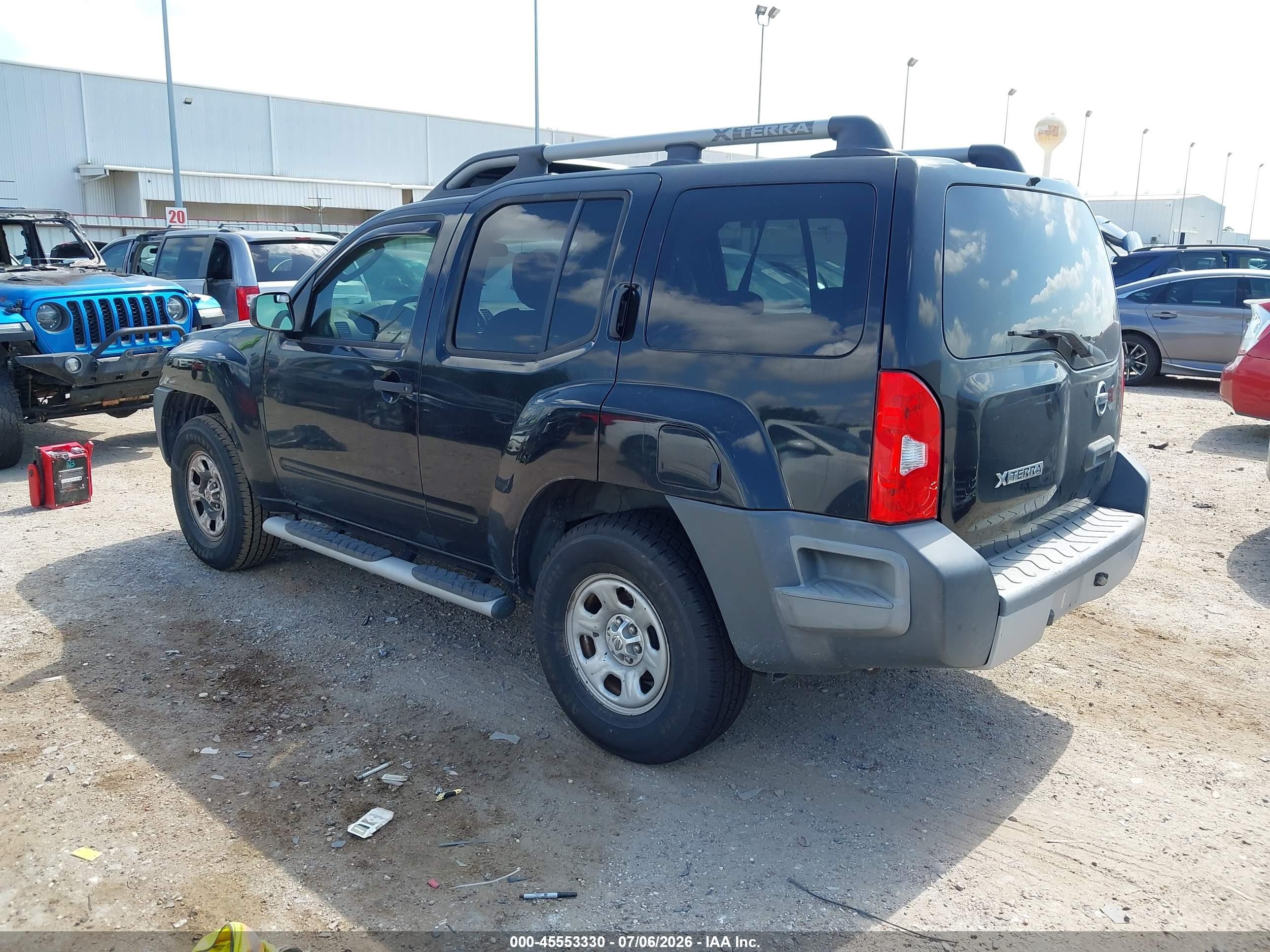 2011 Nissan Xterra X Black vin: 5N1AN0NUXBC523704