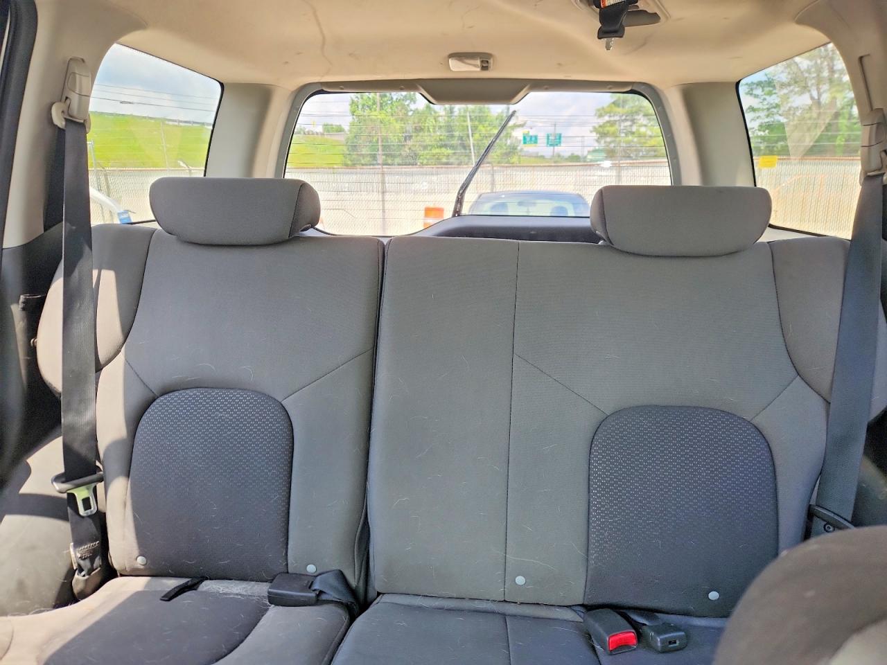 2010 Nissan Xterra X Silver vin: 5N1AN0NW0AC517930