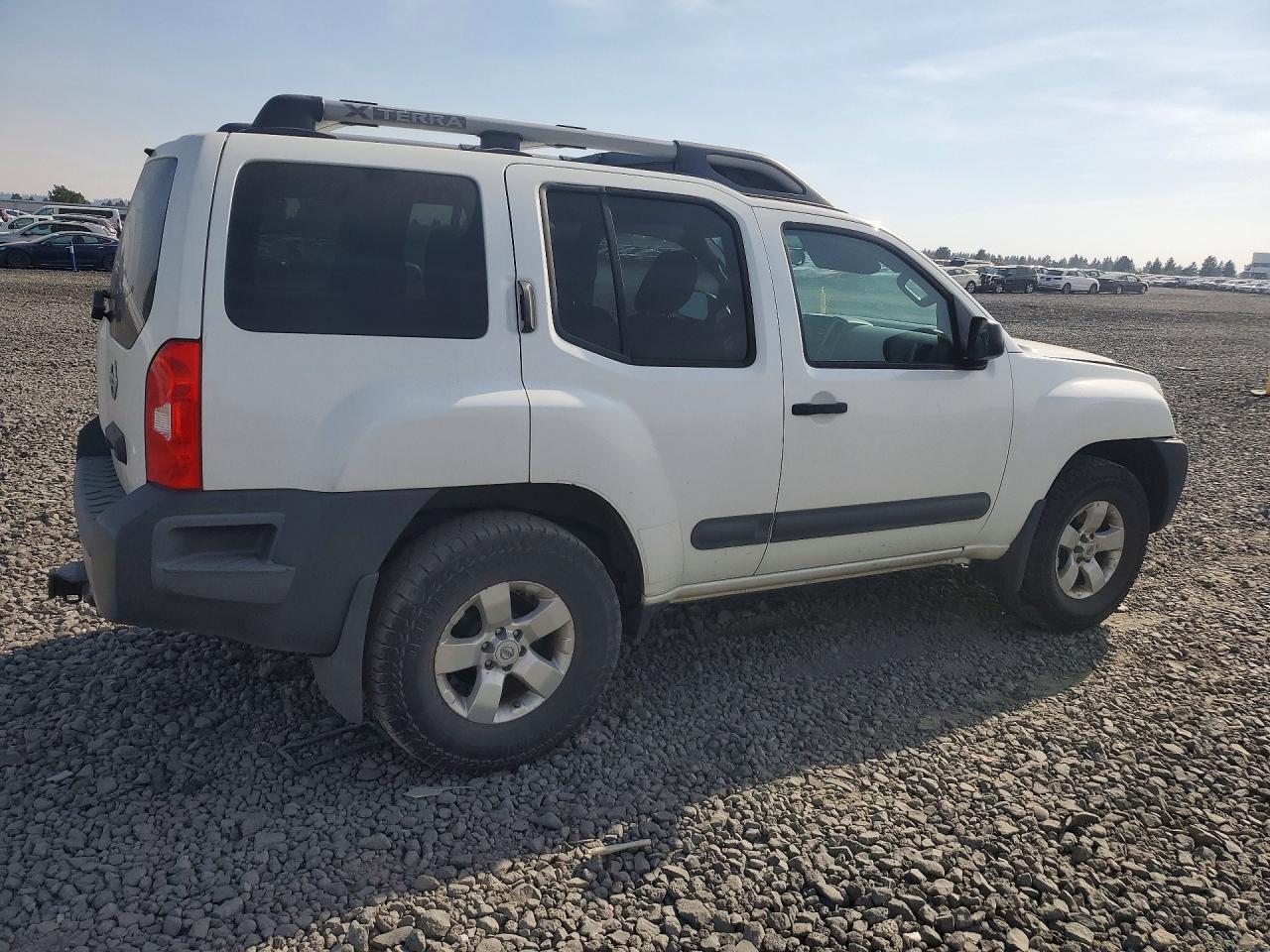 2013 Nissan Xterra X White vin: 5N1AN0NW0DN811949