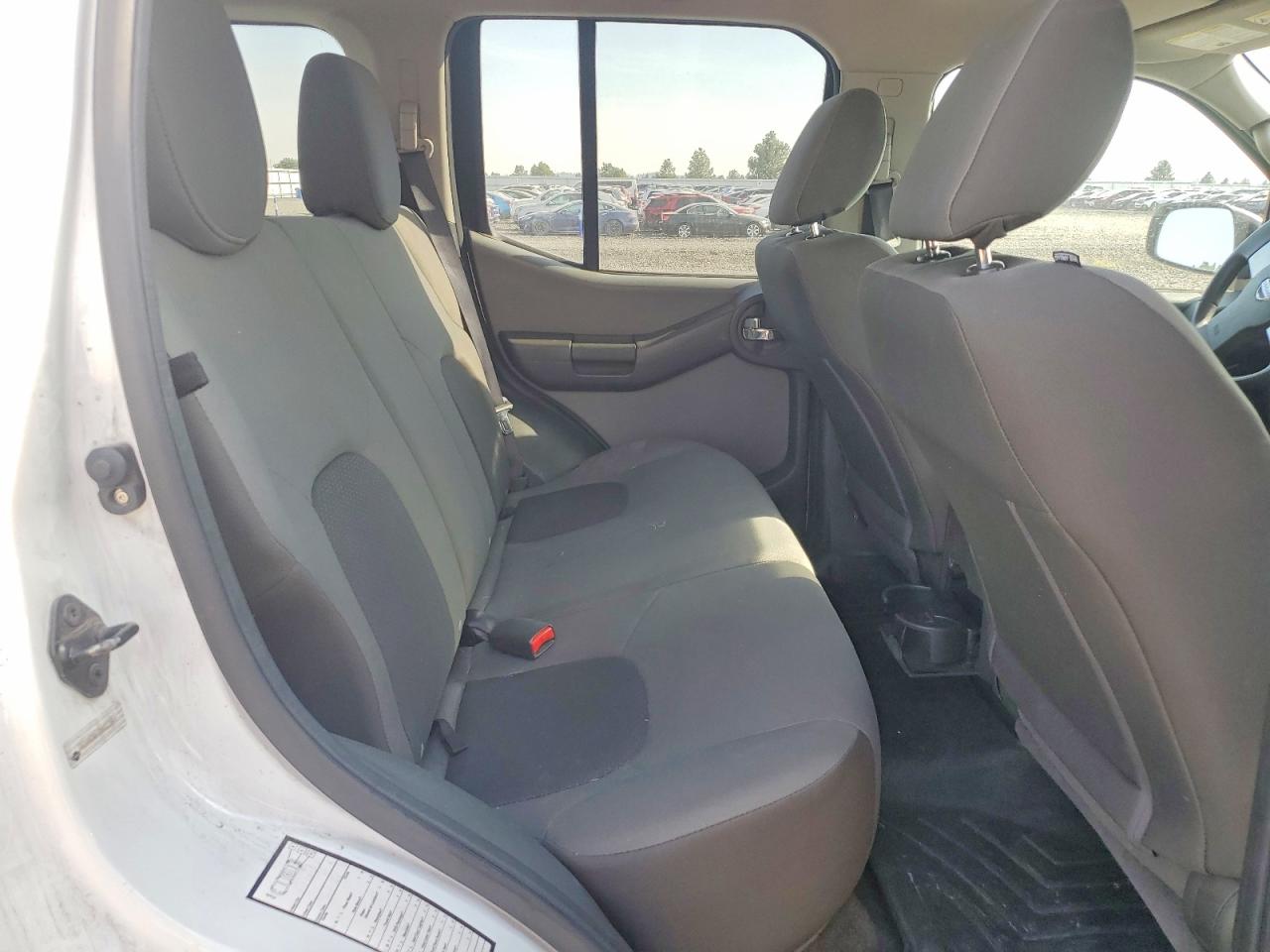 2013 Nissan Xterra X White vin: 5N1AN0NW0DN811949