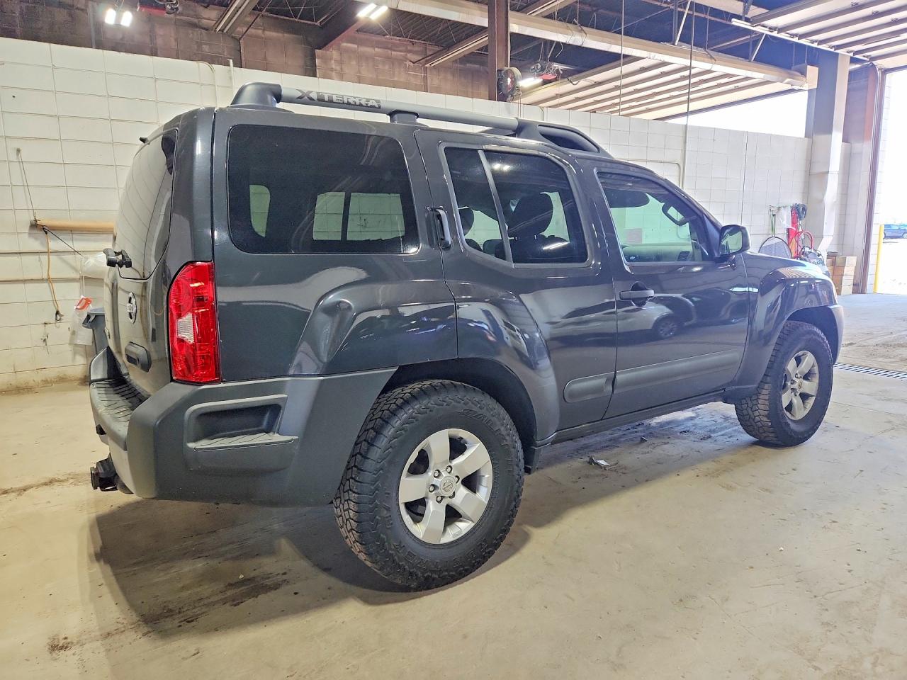 2013 Nissan Xterra X Gray vin: 5N1AN0NW0DN824068