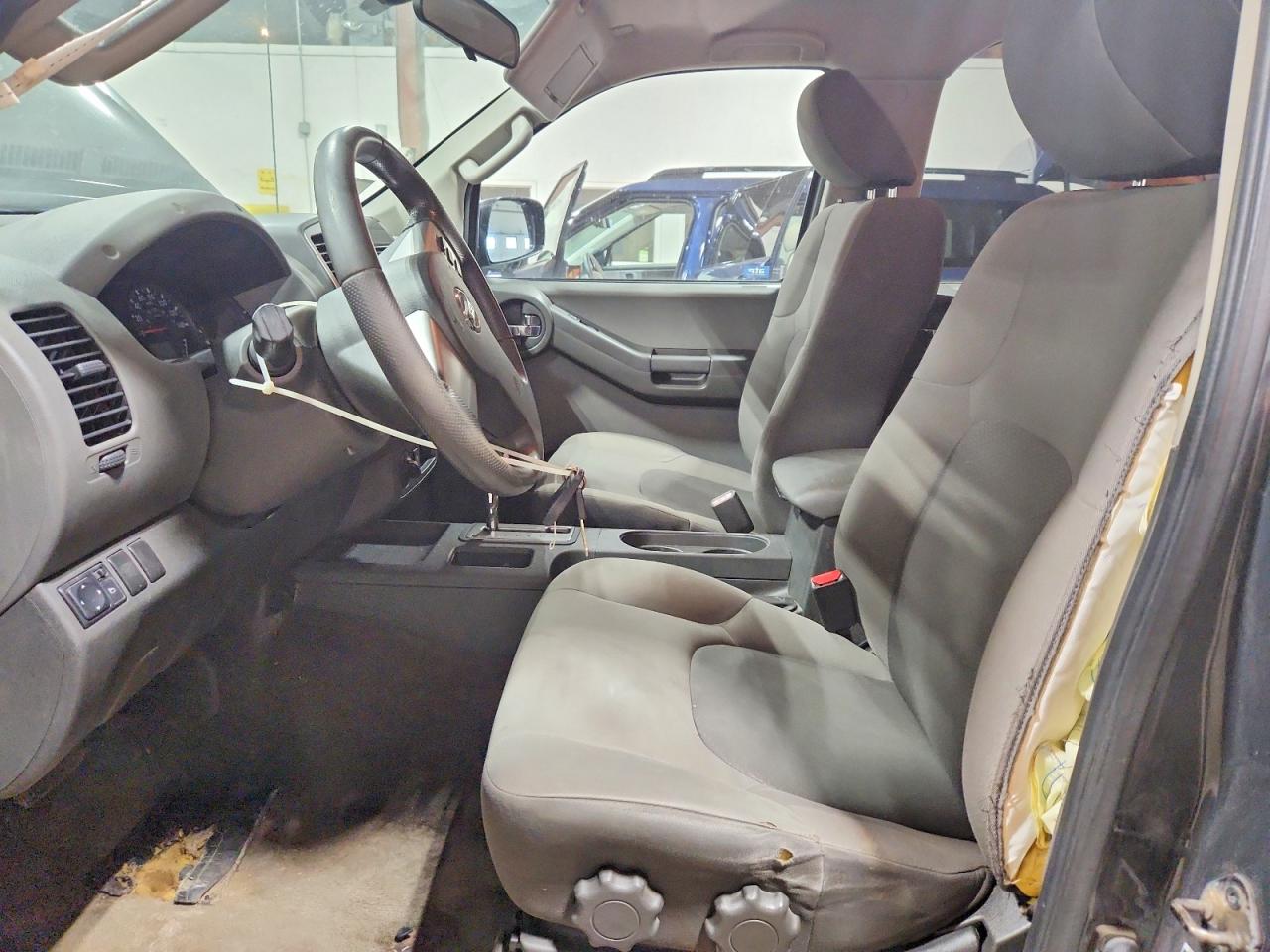 2013 Nissan Xterra X Gray vin: 5N1AN0NW0DN824068