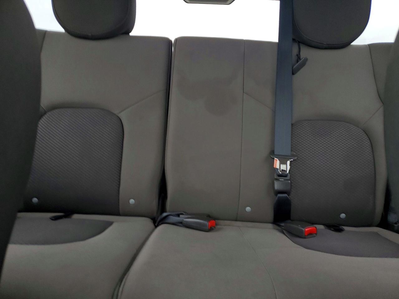 2015 Nissan Xterra X Silver vin: 5N1AN0NW0FN655849