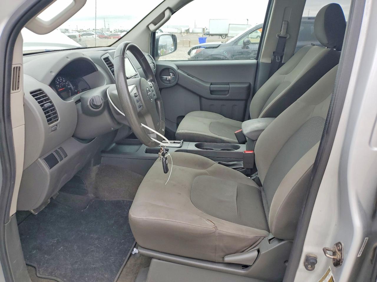 2015 Nissan Xterra X Silver vin: 5N1AN0NW0FN655849