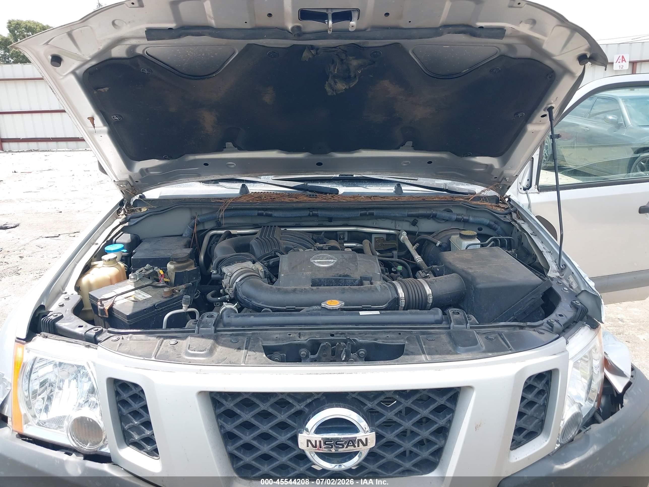 2010 Nissan Xterra Off Road Silver vin: 5N1AN0NW1AC500439
