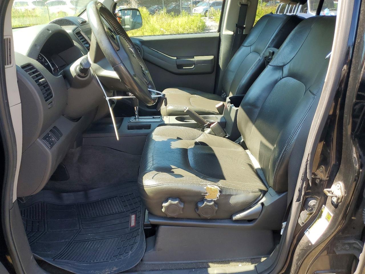 2010 Nissan Xterra X Black vin: 5N1AN0NW1AC503955