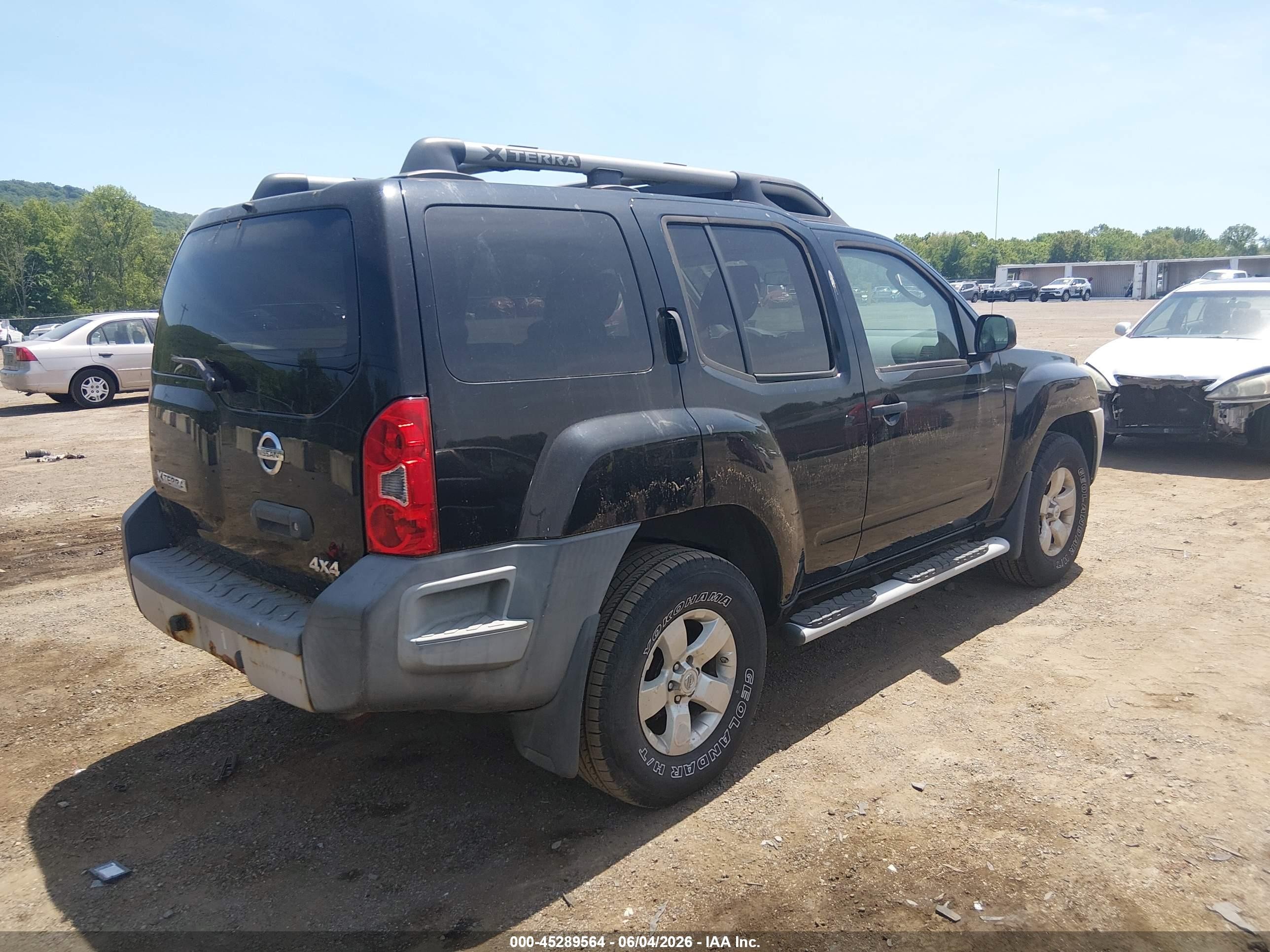 2010 Nissan Xterra S Черный vin: 5N1AN0NW1AC514776