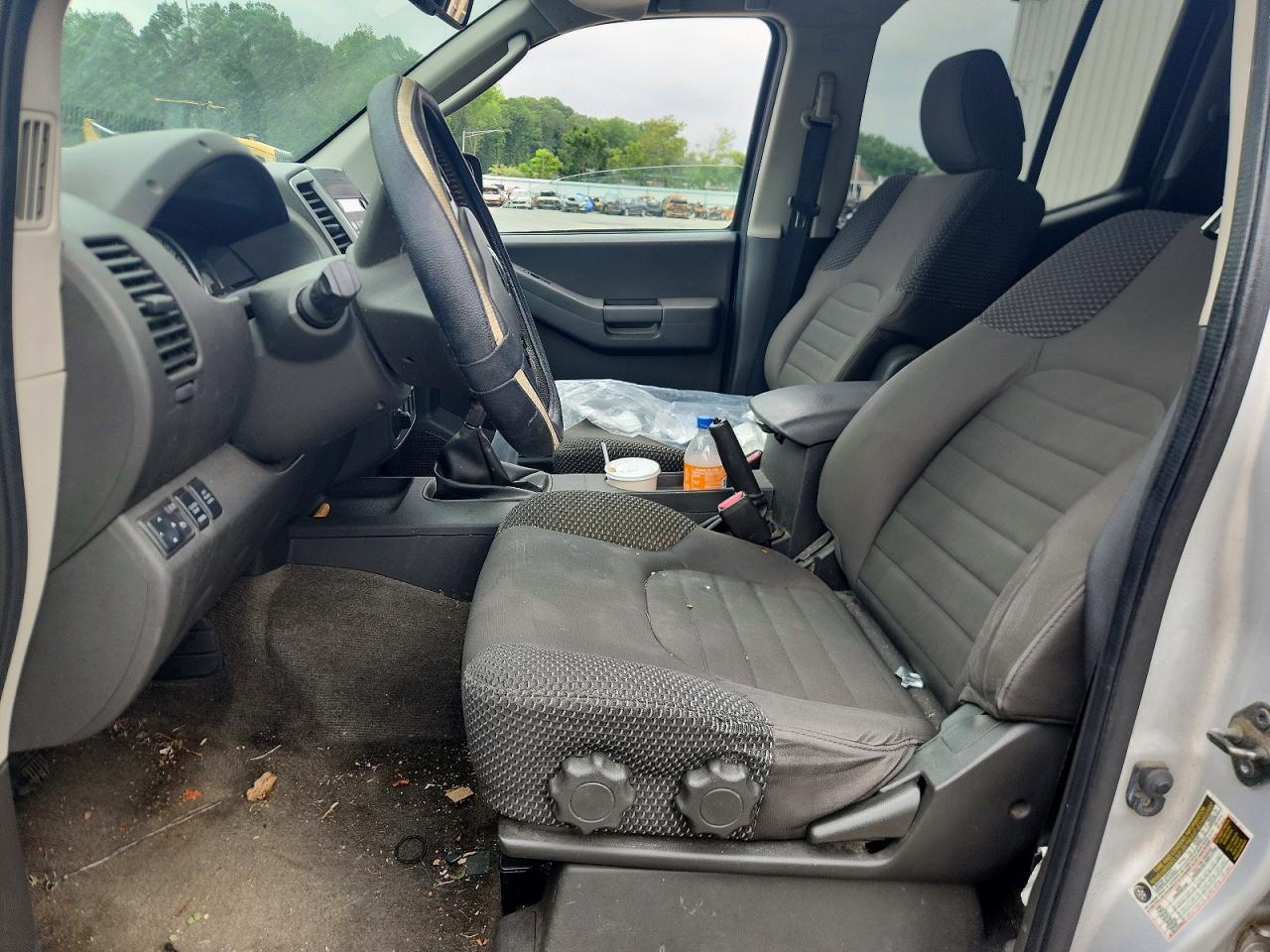 2011 Nissan Xterra Off Road/s/se Silver vin: 5N1AN0NW1BC523530