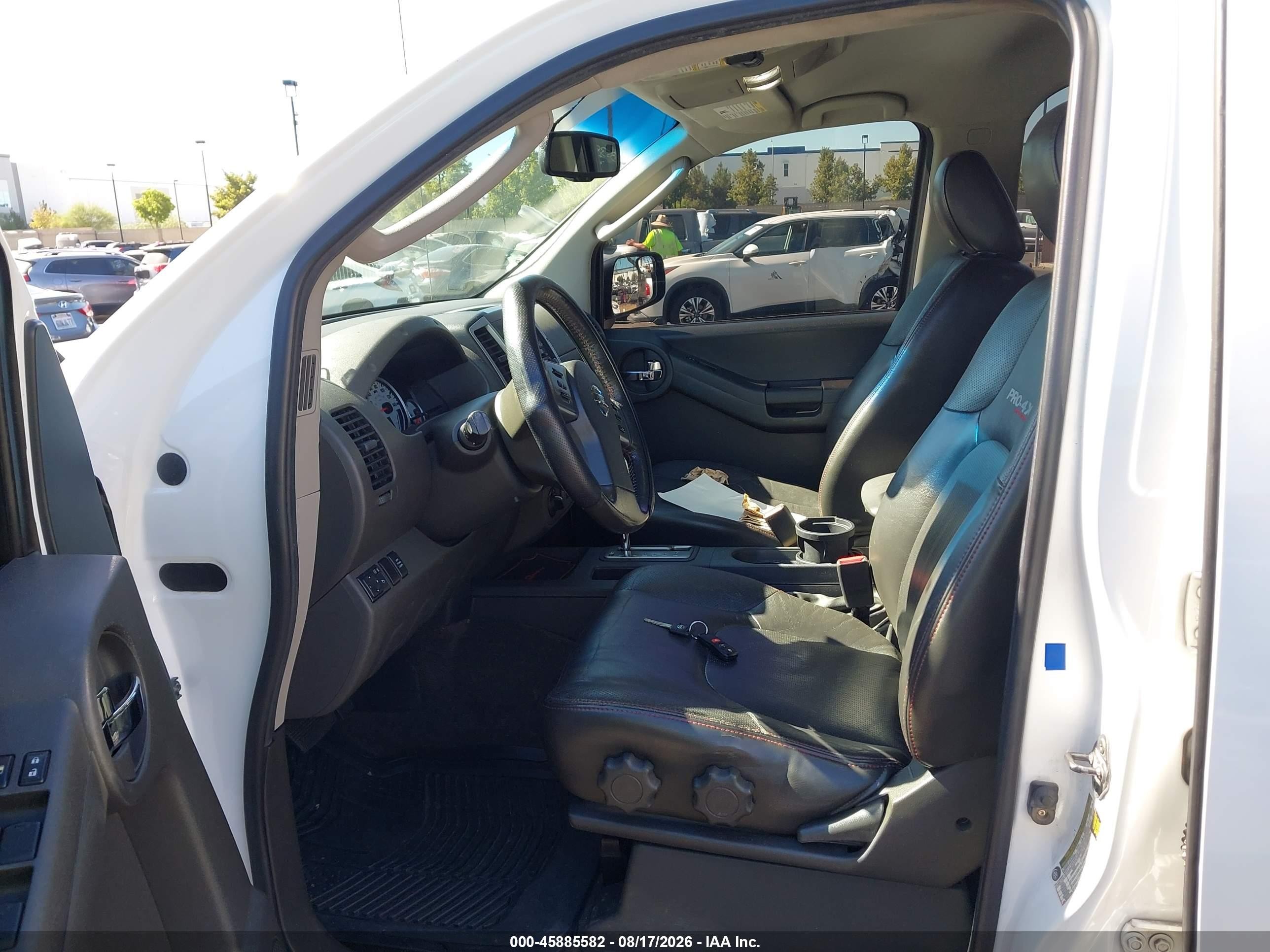 2012 Nissan Xterra Pro-4x White vin: 5N1AN0NW1CC526364