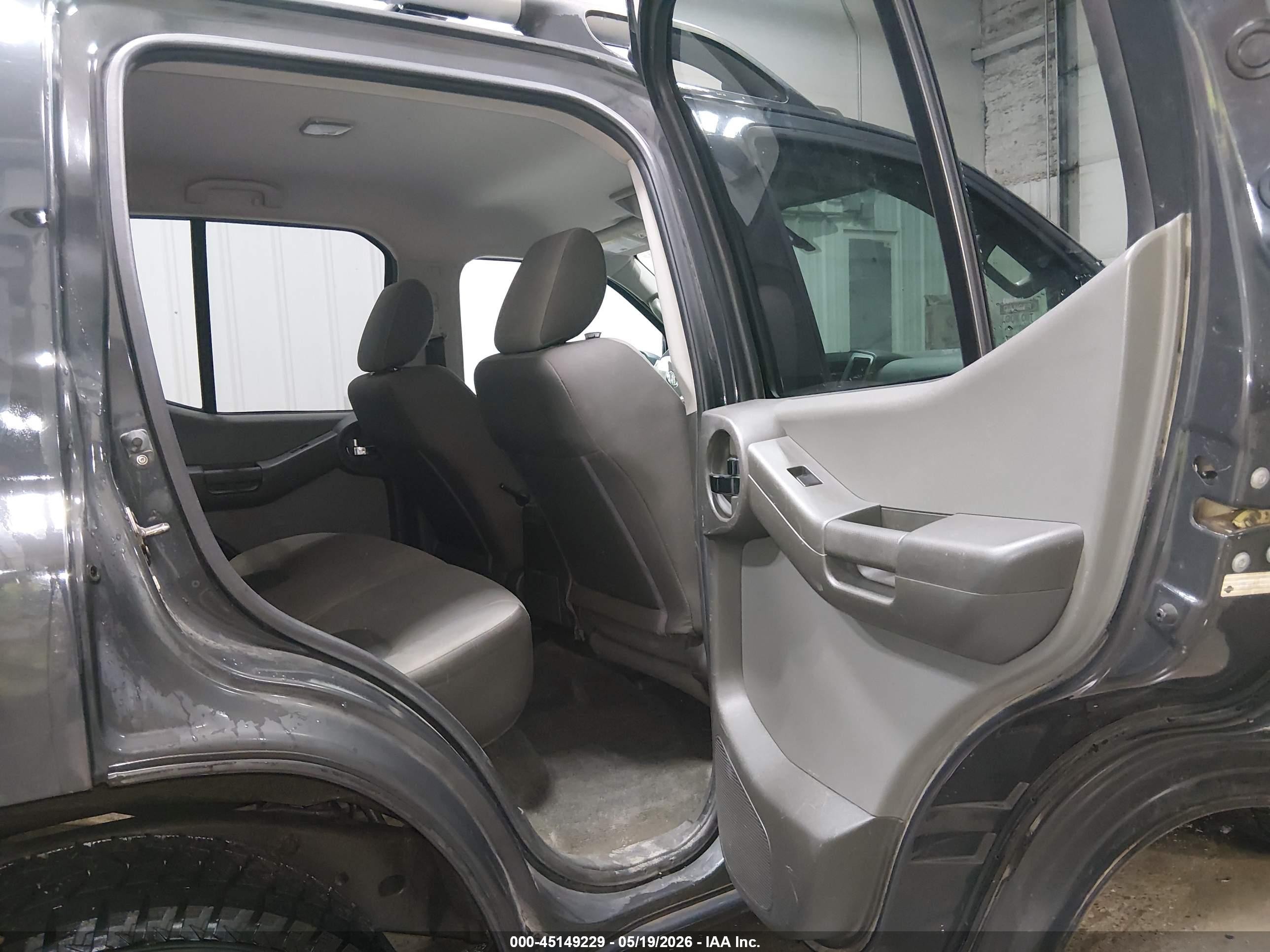 2014 Nissan Xterra Pro-4x/s/x Gray vin: 5N1AN0NW1EN808902