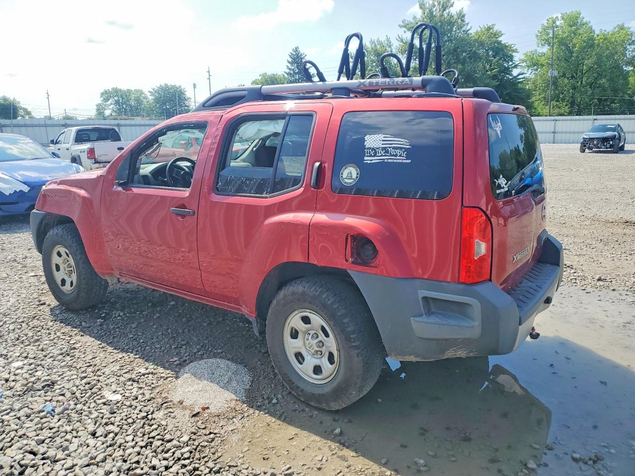 2015 Nissan Xterra X Red vin: 5N1AN0NW1FN650319