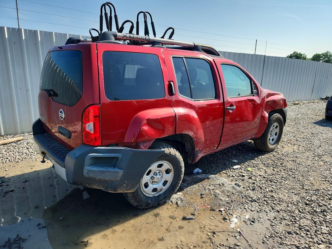 2015 Nissan Xterra X Red vin: 5N1AN0NW1FN650319