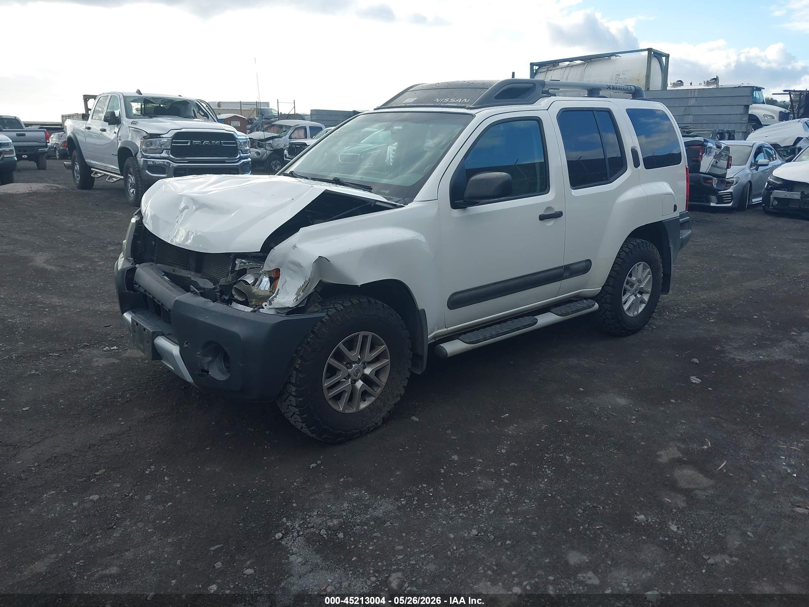 2015 Nissan Xterra S White vin: 5N1AN0NW1FN656332