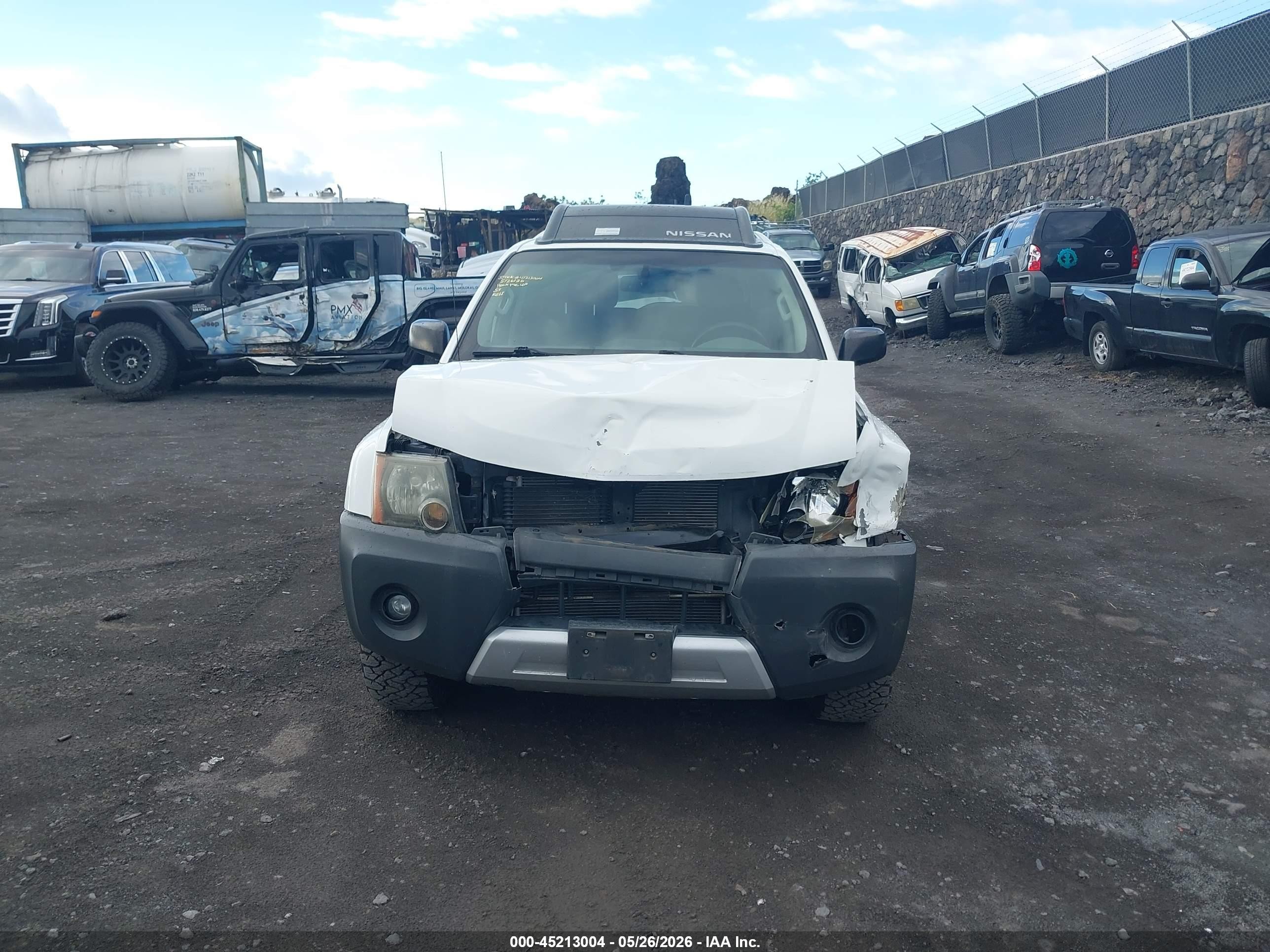 2015 Nissan Xterra S White vin: 5N1AN0NW1FN656332