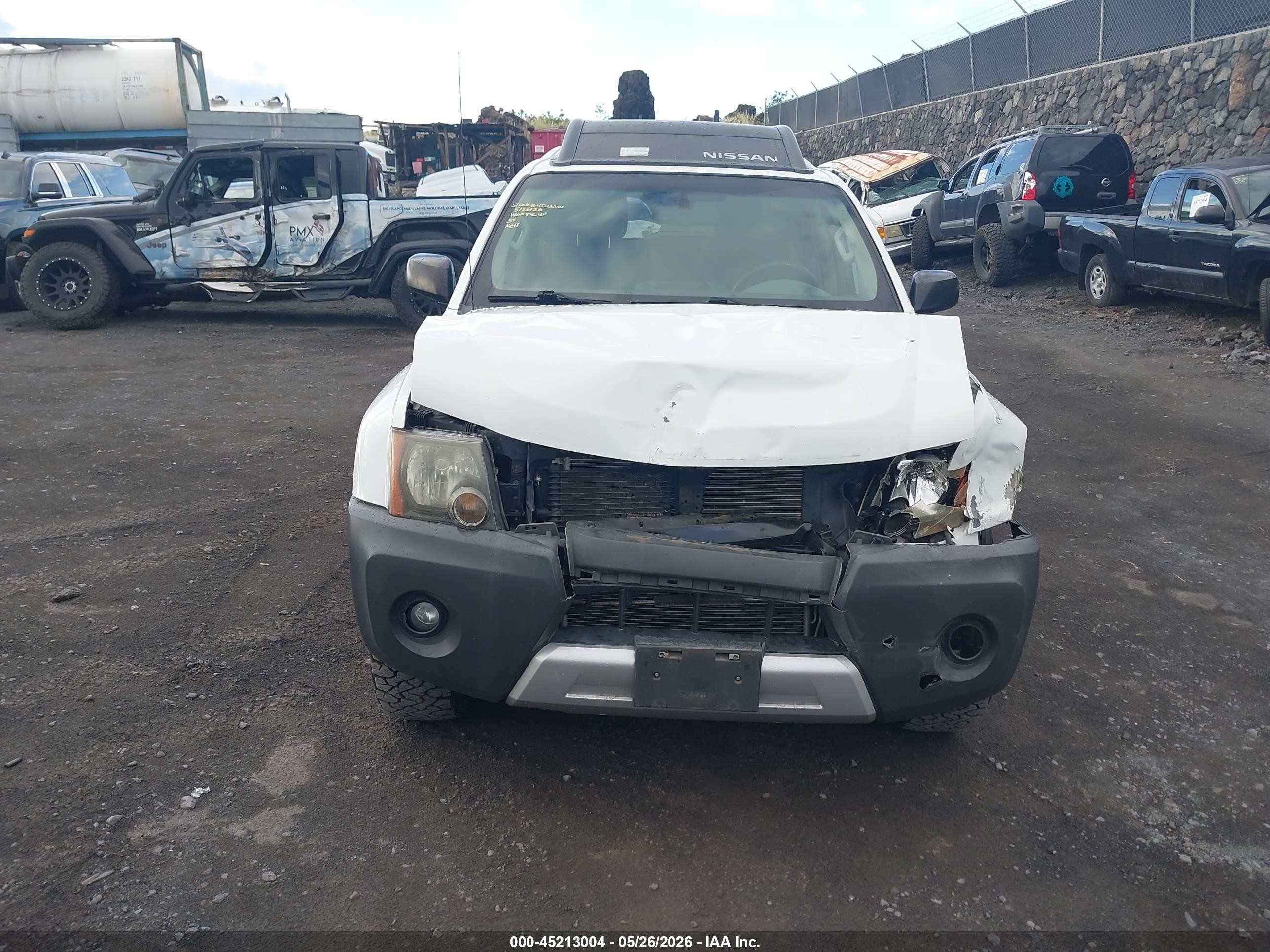 2015 Nissan Xterra S White vin: 5N1AN0NW1FN656332
