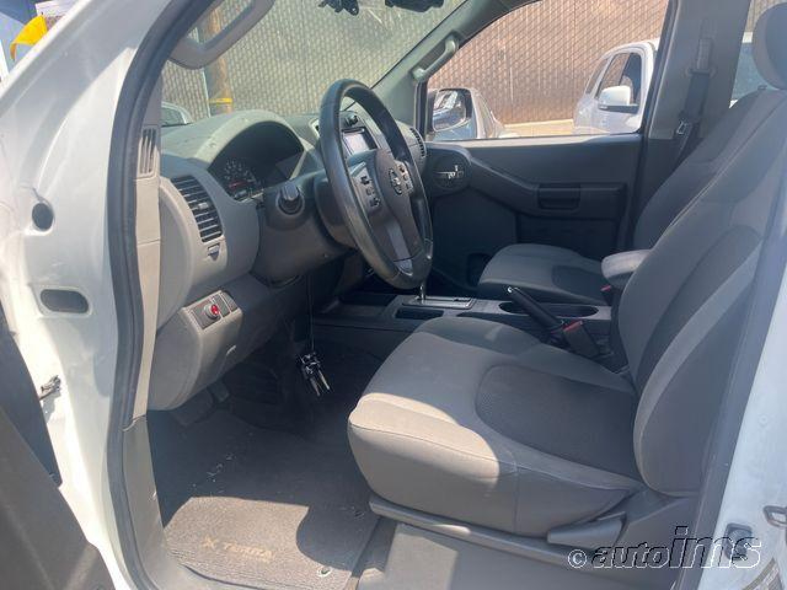 2015 Nissan Xterra Pro-4x/s/x vin: 5N1AN0NW1FN660543