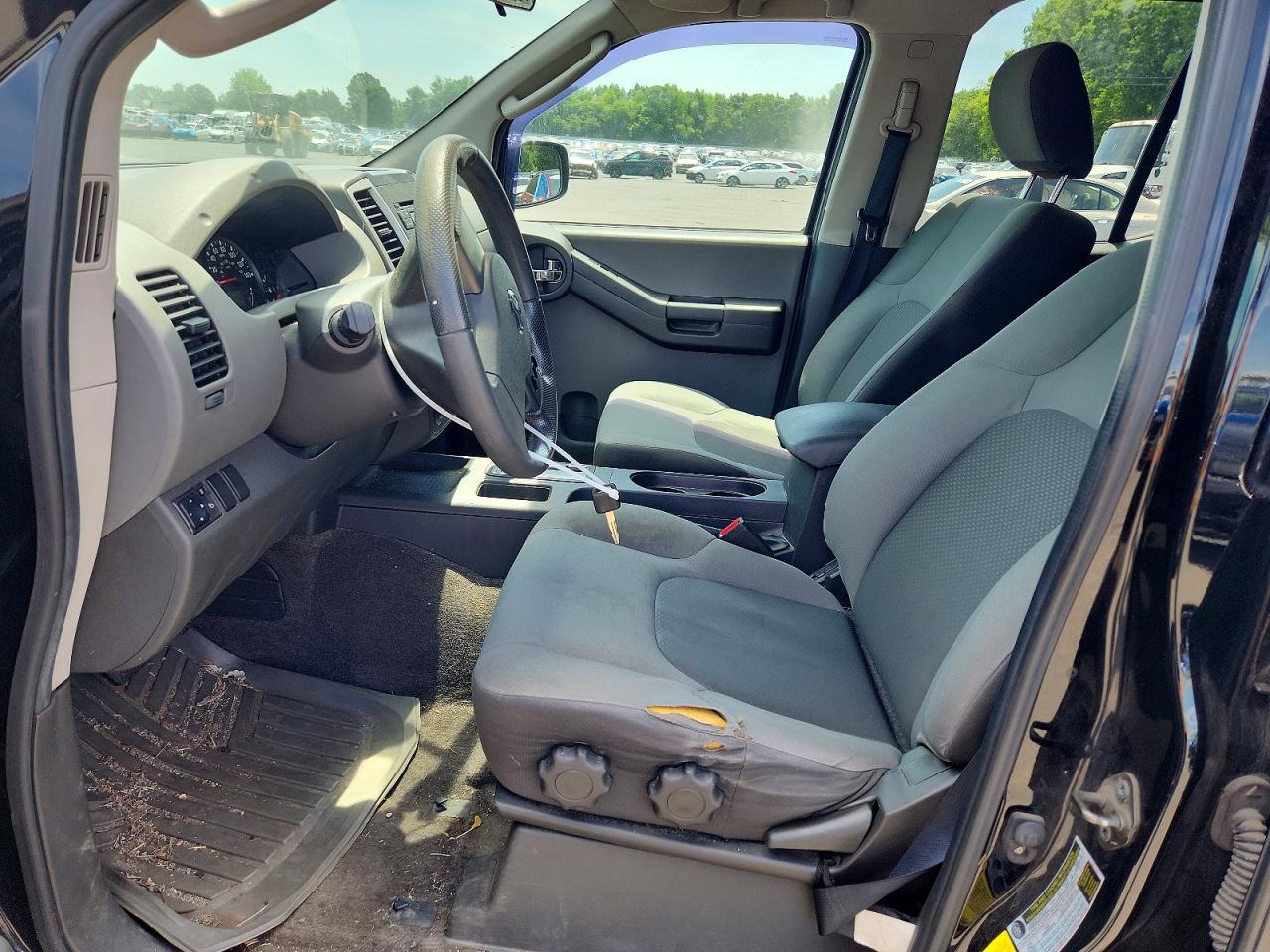 2010 Nissan Xterra X Black vin: 5N1AN0NW2AC511580