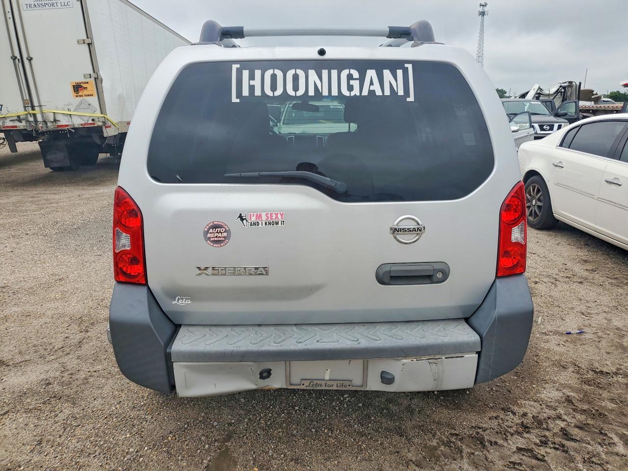 2012 Nissan Xterra X Silver vin: 5N1AN0NW2CC515552