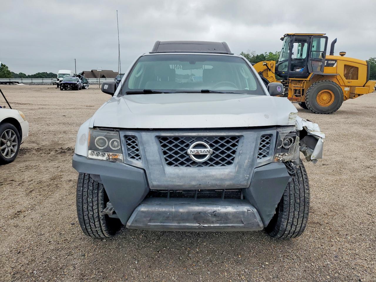 2012 Nissan Xterra X Silver vin: 5N1AN0NW2CC515552