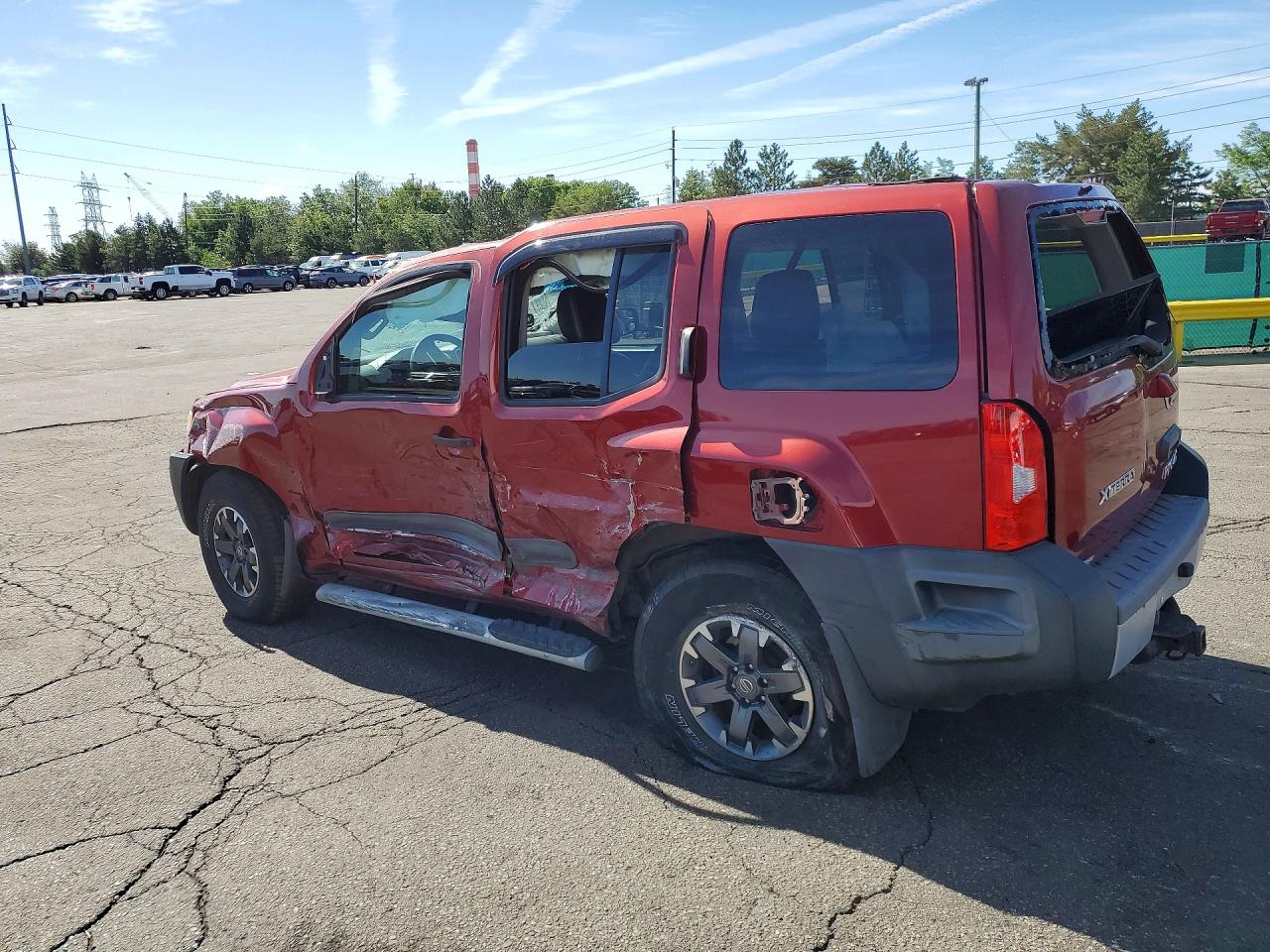 2014 Nissan Xterra X Burgundy vin: 5N1AN0NW2EN804471