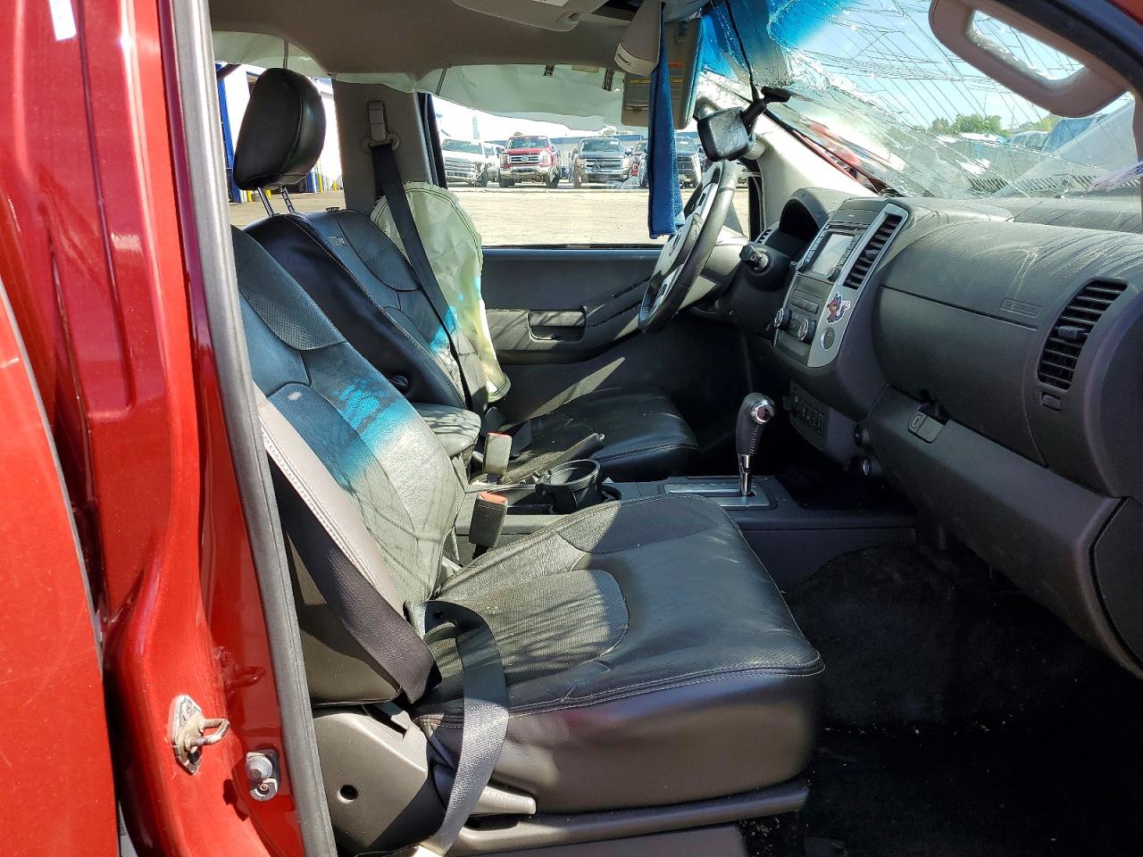 2014 Nissan Xterra X Burgundy vin: 5N1AN0NW2EN804471
