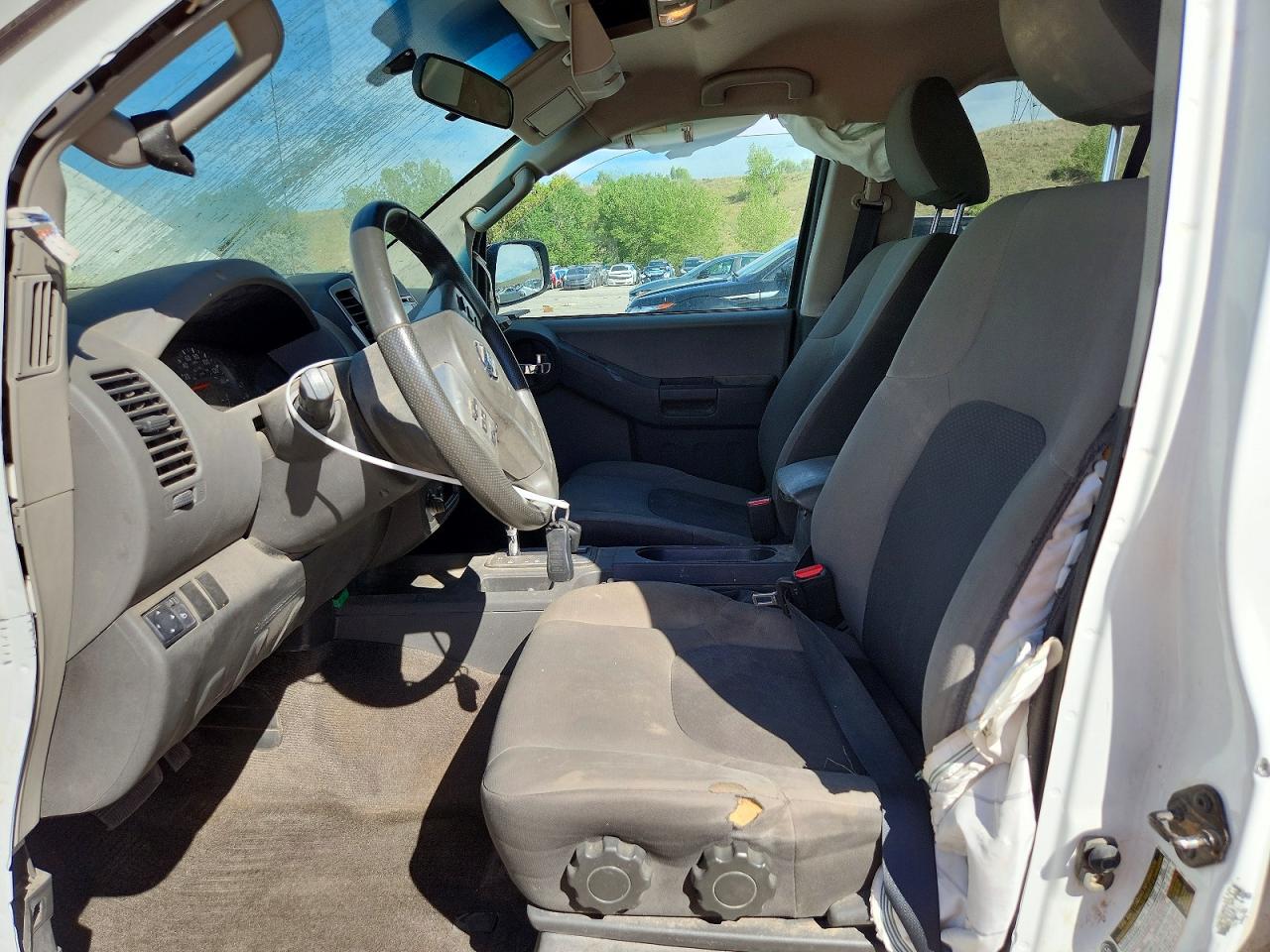 2015 Nissan Xterra X White vin: 5N1AN0NW2FN655125