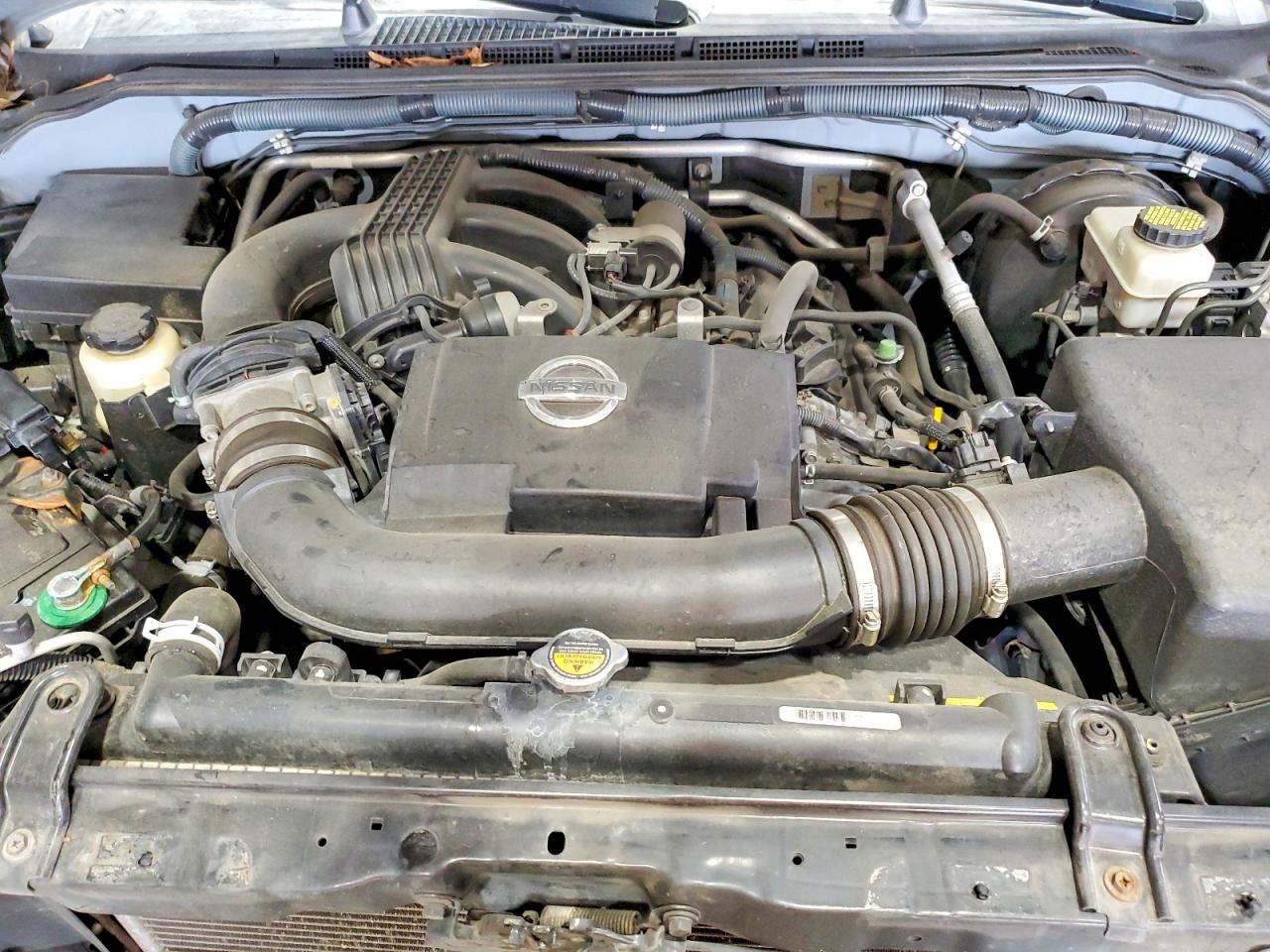 2011 Nissan Xterra X Silver vin: 5N1AN0NW3BC511203