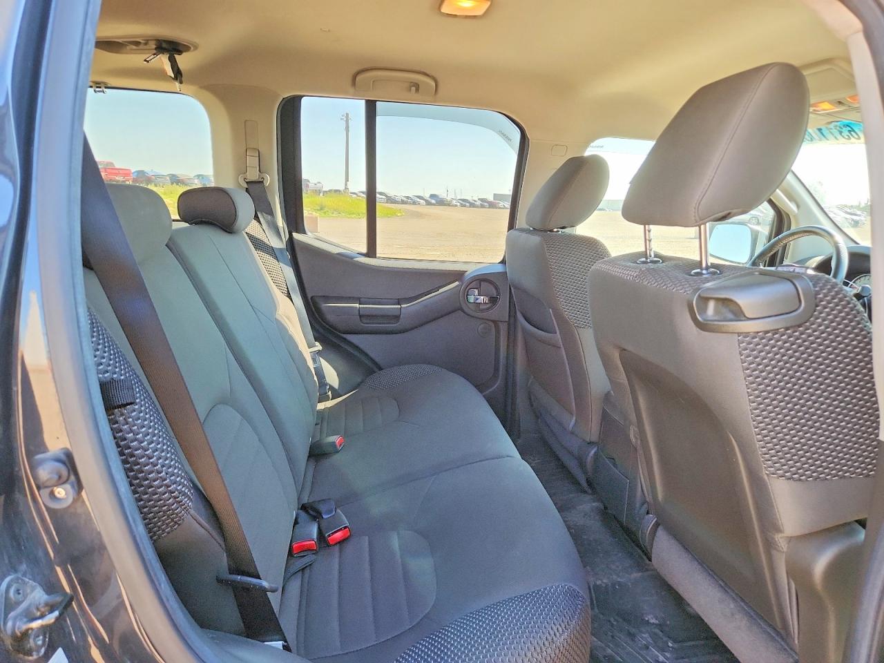 2011 Nissan Xterra X Gray vin: 5N1AN0NW3BC514702