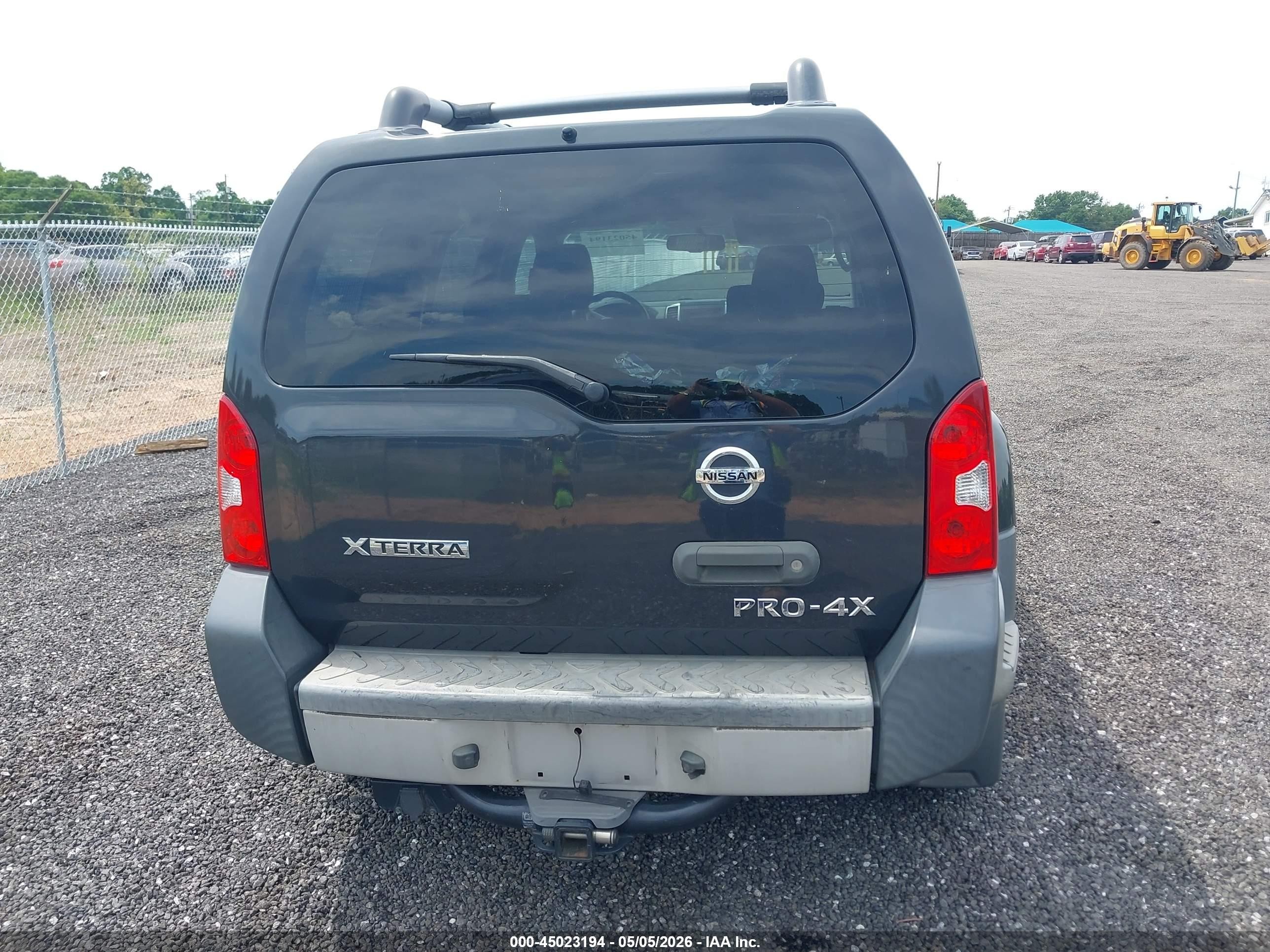 2011 Nissan Xterra Pro-4x Серый vin: 5N1AN0NW3BC521696