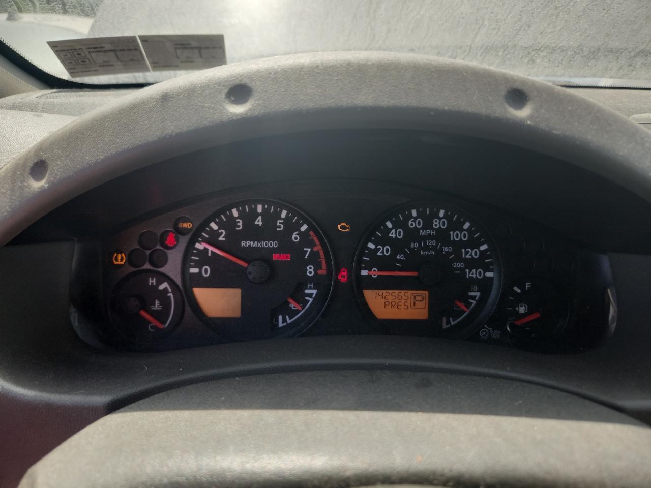 2012 Nissan Xterra X Gray vin: 5N1AN0NW4CC523975 Damage: Warning Light - Engine, On, Unacceptable