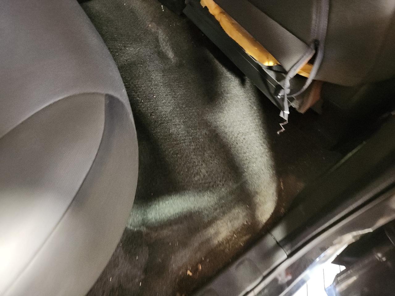 2012 Nissan Xterra X Gray vin: 5N1AN0NW4CC523975 Damage: Right Front Seat Back, Torn, 3 To 4 Inches