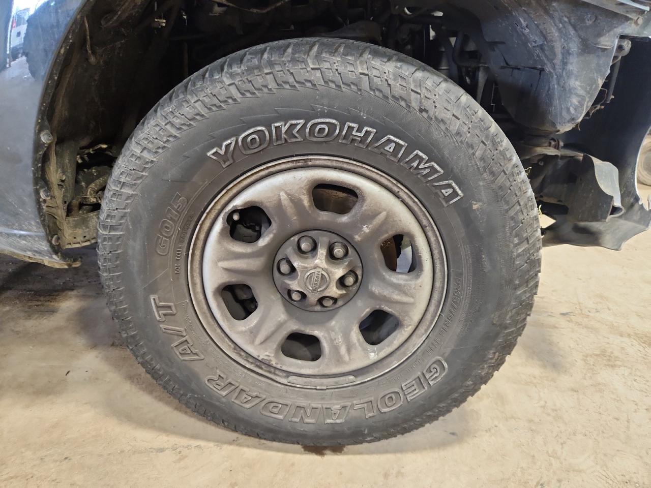 2012 Nissan Xterra X Gray vin: 5N1AN0NW4CC523975 Damage: Right Front Fender Liner, Missing, Replacement Required