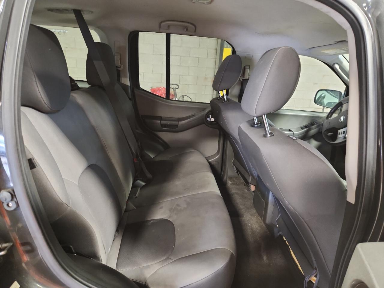 2012 Nissan Xterra X Gray vin: 5N1AN0NW4CC523975 Damage: Right Rear Seat Cushion, Stained, Permanent