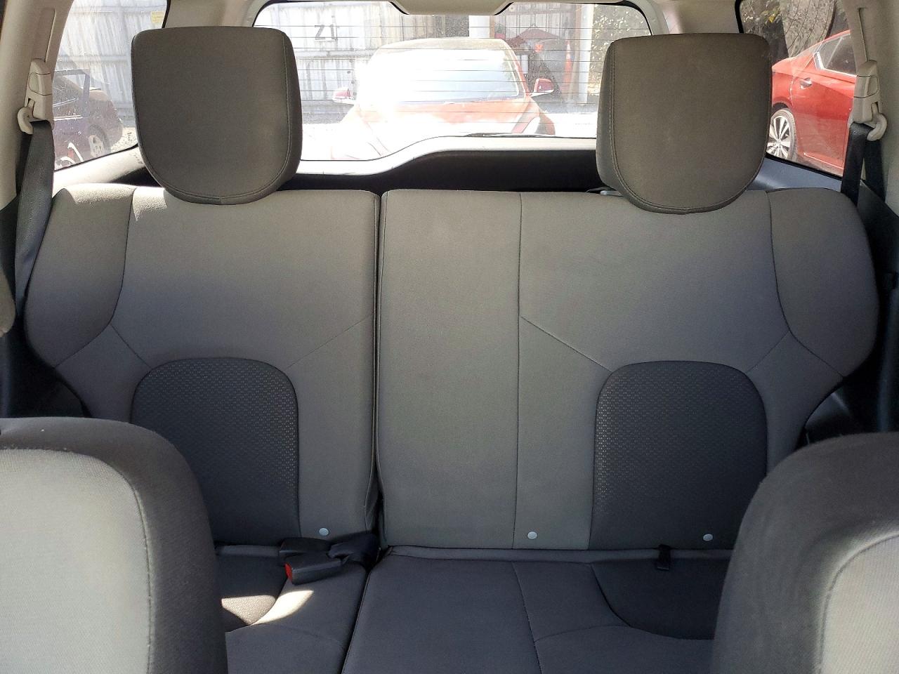 2013 Nissan Xterra X Silver vin: 5N1AN0NW4DN825546