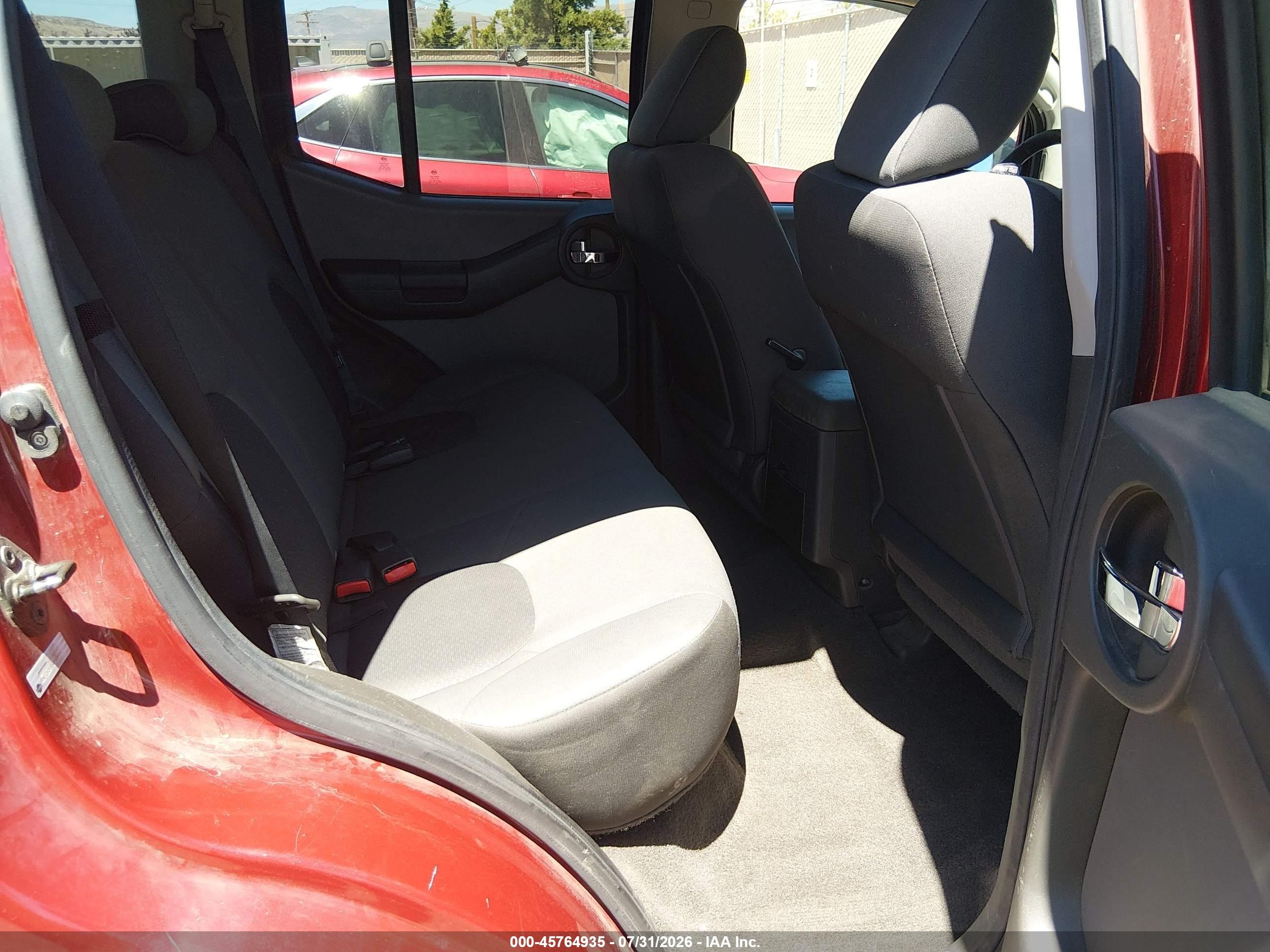 2010 Nissan Xterra S Red vin: 5N1AN0NW5AC506096