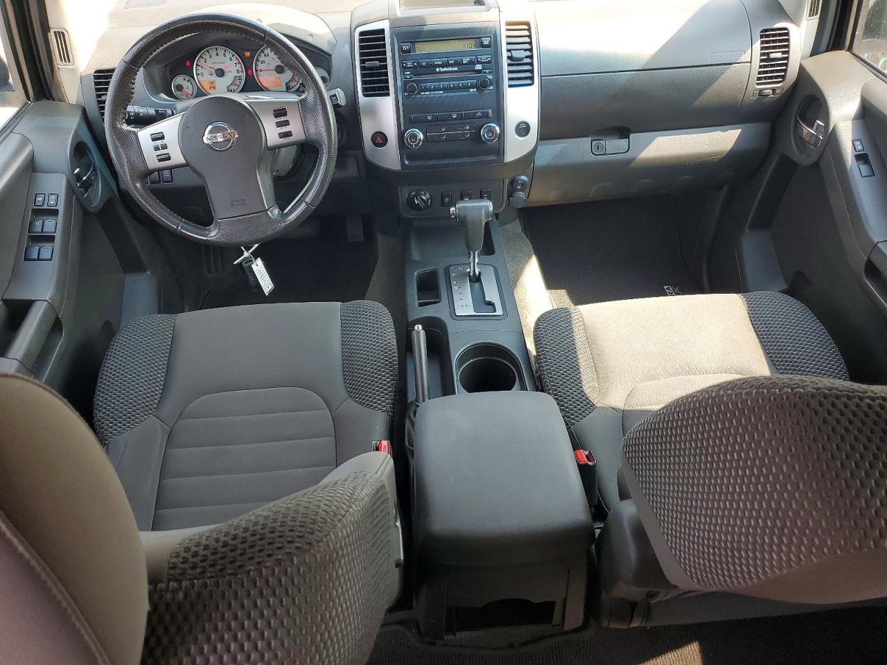 2011 Nissan Xterra X Silver vin: 5N1AN0NW5BC523935