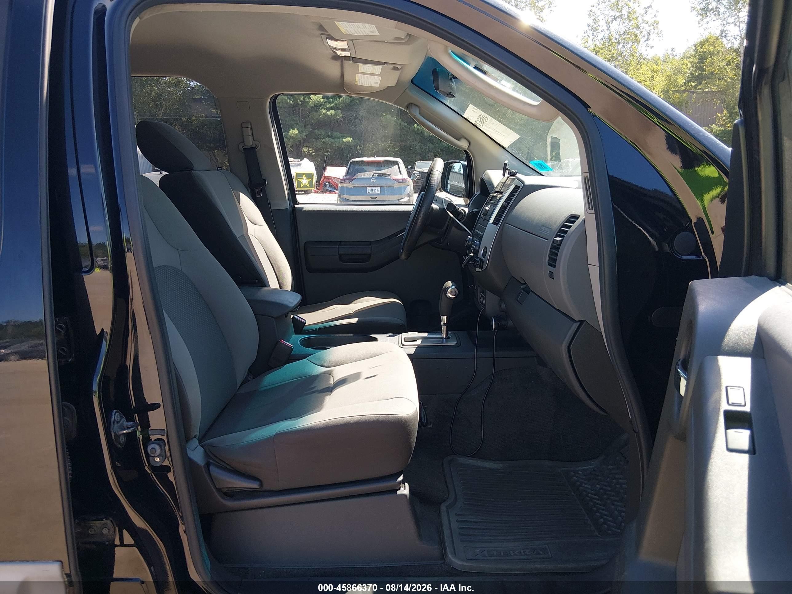 2012 Nissan Xterra S Черный vin: 5N1AN0NW5CC502987