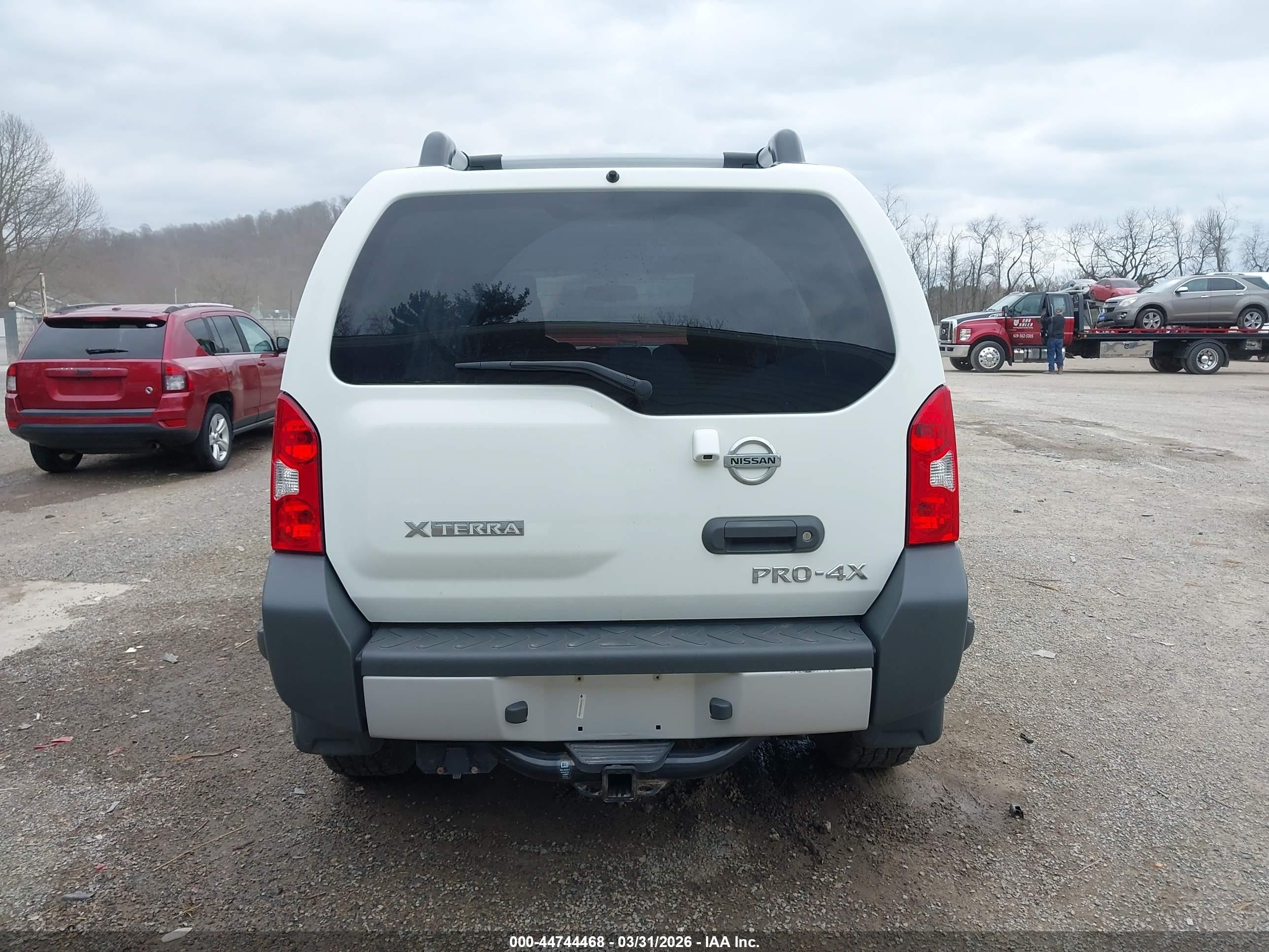 2013 Nissan Xterra Pro-4x White vin: 5N1AN0NW5DN818086